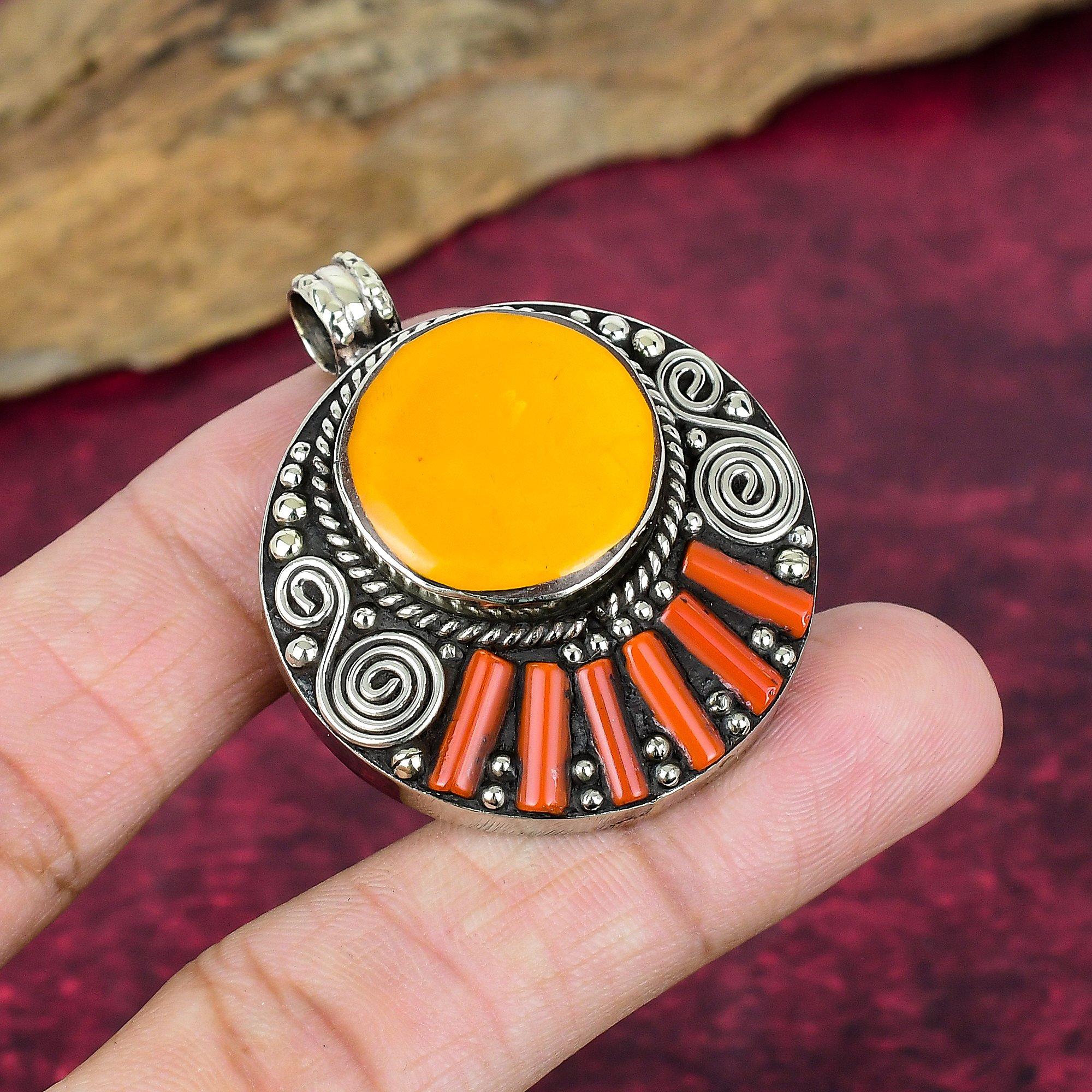 Кулон из коралла и бирюзы, Драгоценный камень 925 Проба Стерлинговое серебро Ювелирное изделие Непальский кулон, Украшения ручной работы Кулон с камнем рождения, Подарок для него