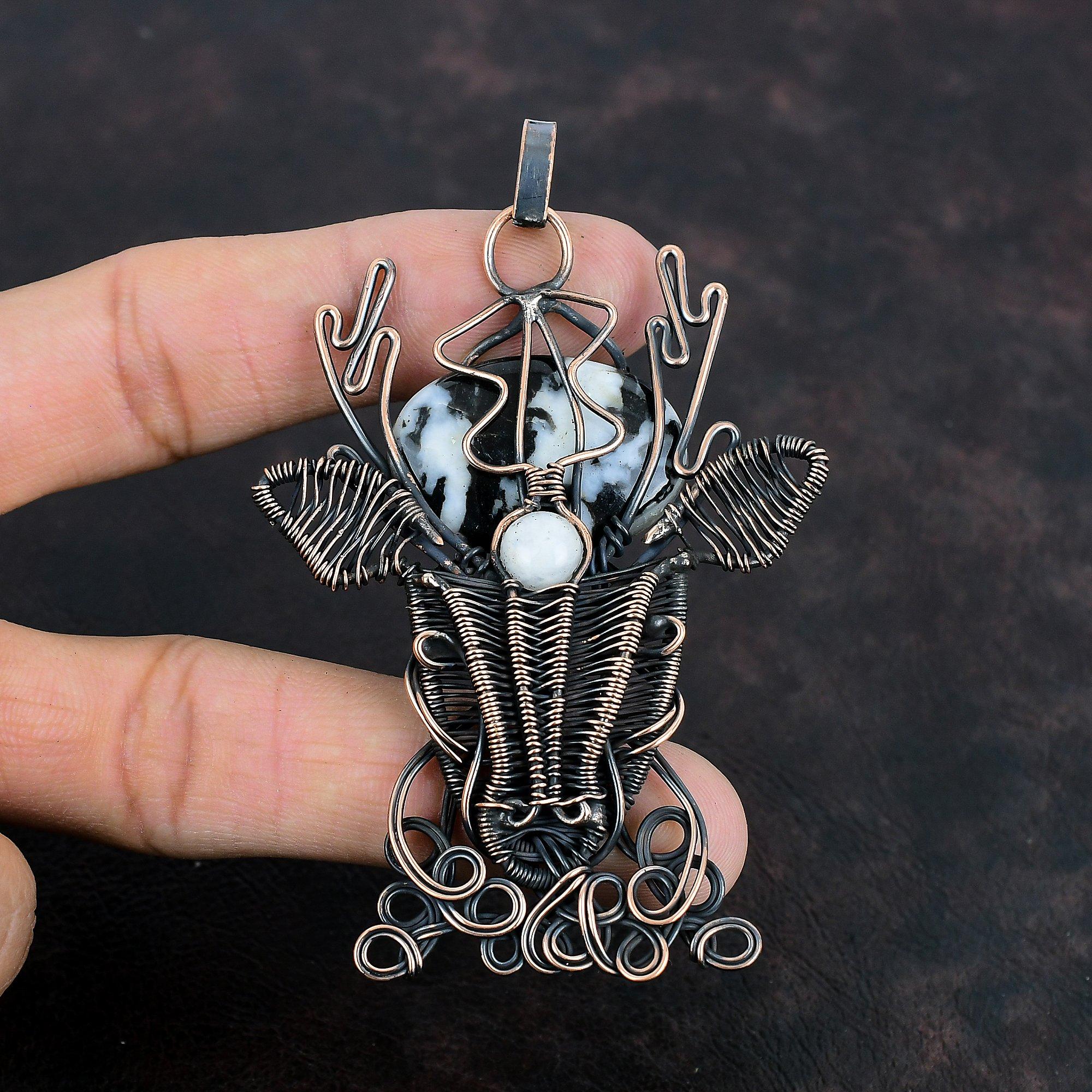 Белый бирюзовый кулон буйвола, обернутый медной проволокой, ювелирное изделие ручной работы из драгоценных камней, кулон в виде оленьей морды, кулон в виде лунного камня, подарки на годовщину
