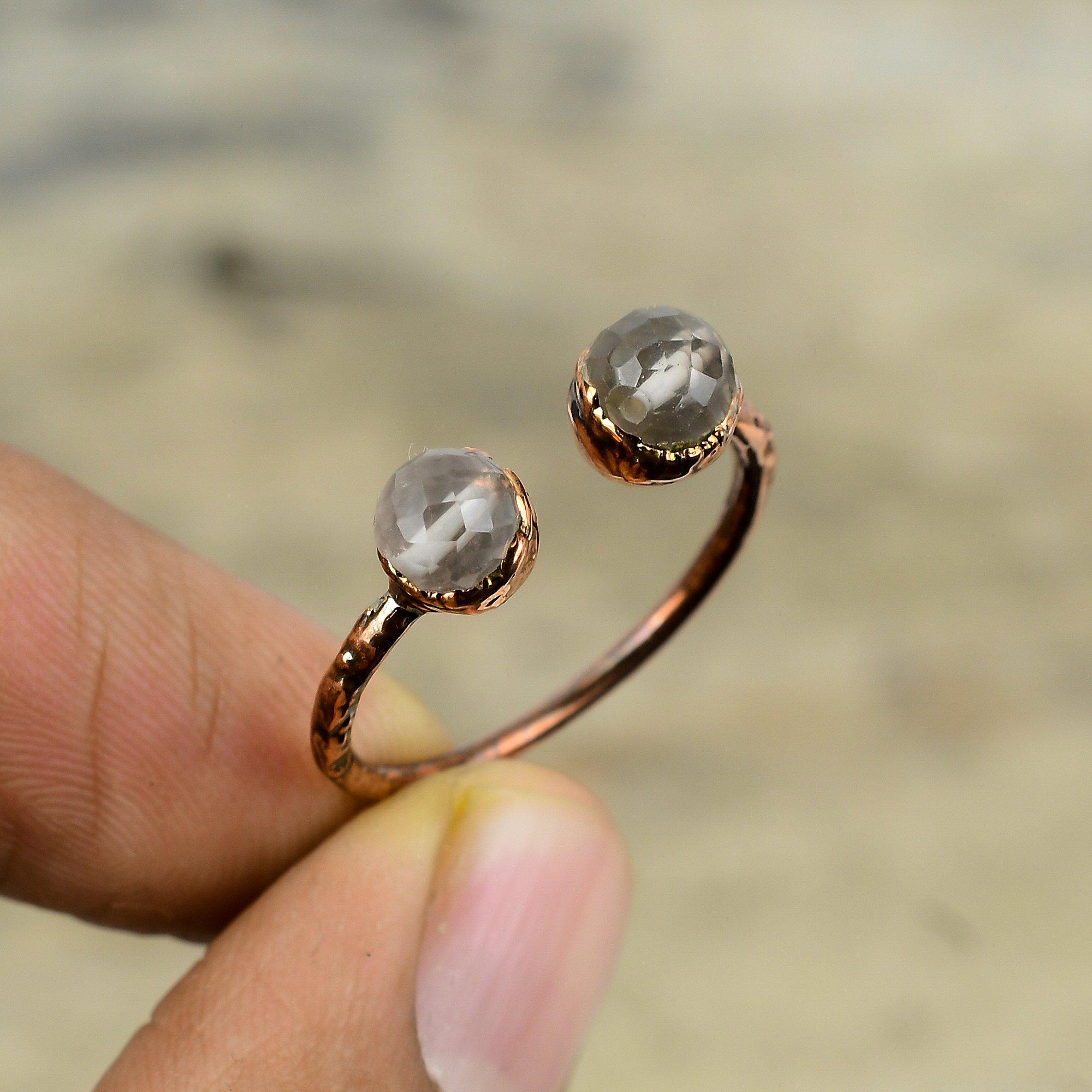 Граненое кольцо из розового кварца Медное кольцо гальванопластики Регулируемое кольцо Кольцо ручной работы Медные украшения Кольцо с драгоценным камнем для подарка Ювелирные изделия гальванопластикой