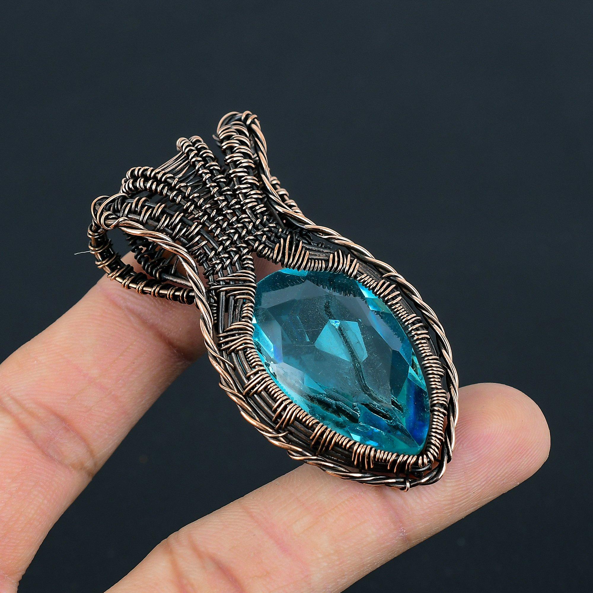 Привлекательный синий топаз с драгоценным камнем ручной работы из медной проволоки, ювелирный кулон