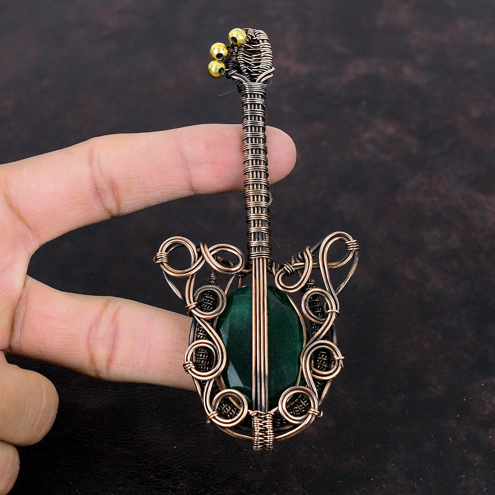 Граненый кулон из замбийского изумруда, обернутый медной проволокой, кулон из драгоценного камня, медные украшения, кулон ручной работы в стиле бохо, подарок для нее, кулон в виде гитары