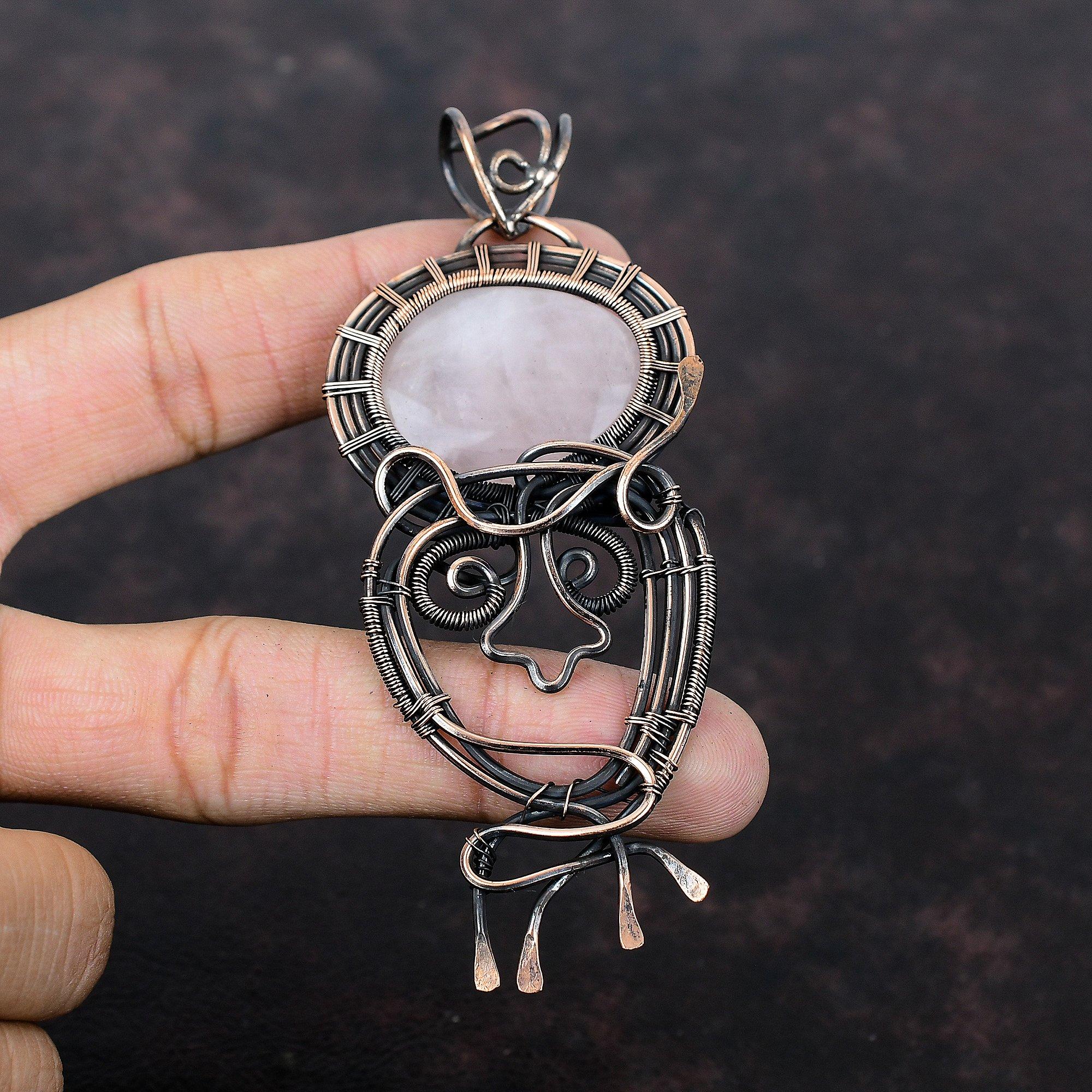 Подвеска из розового кварца и меди, подвеска из драгоценного камня, обернутая проволокой, подвеска ручной работы, ювелирное изделие, обернутое проволокой, элегантная подвеска, медное ювелирное изделие, подарок для женщин