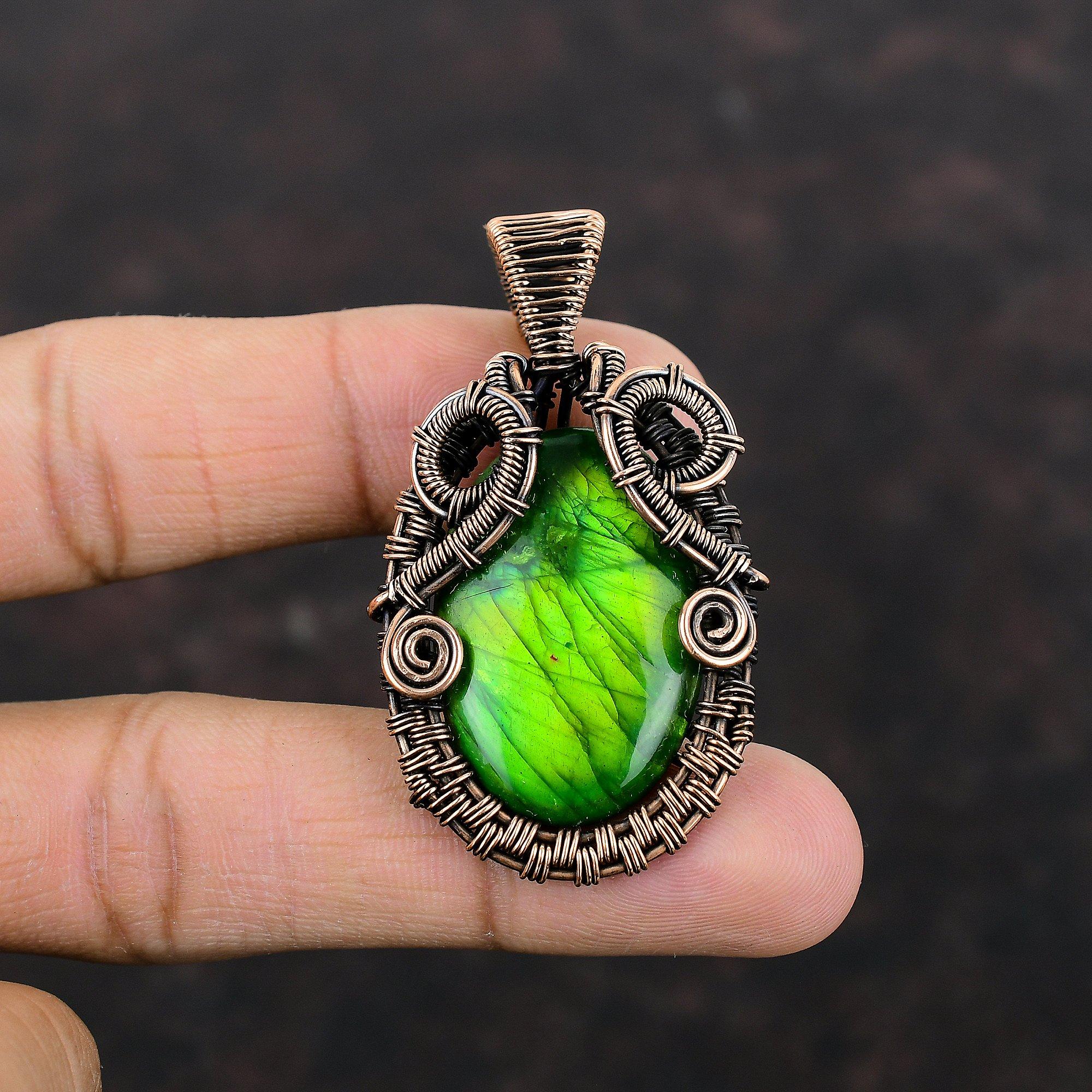 Зеленый огненный лабрадоритовый кулон, медная проволока, обернутая драгоценным камнем, замечательная медная бижутерия, кулон в этническом стиле, ручная работа, ювелирные изделия для подарка