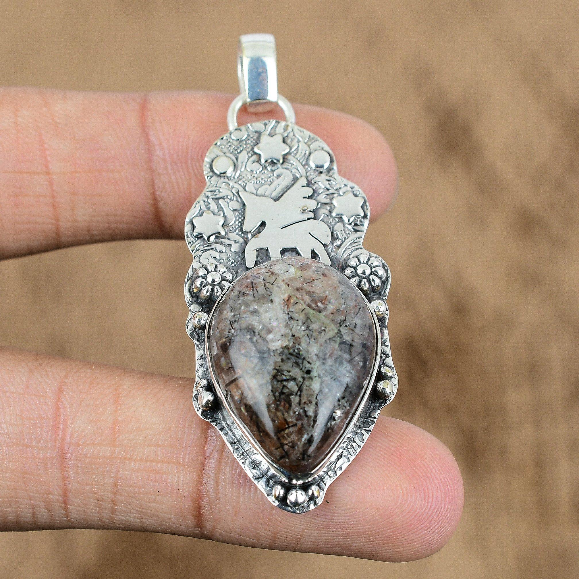 Natural Garden Quartz Gemstone Pendant Unicorn 925 Sterling Silver For Women