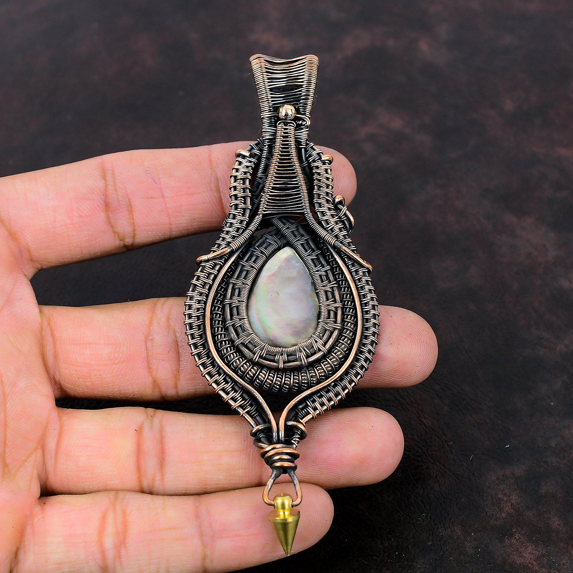 Черный перламутровый кулон, медная проволочная обертка, драгоценный камень, медные украшения, совершенно новый кулон, подарок для мамы, ювелирные изделия ручной работы из проволоки