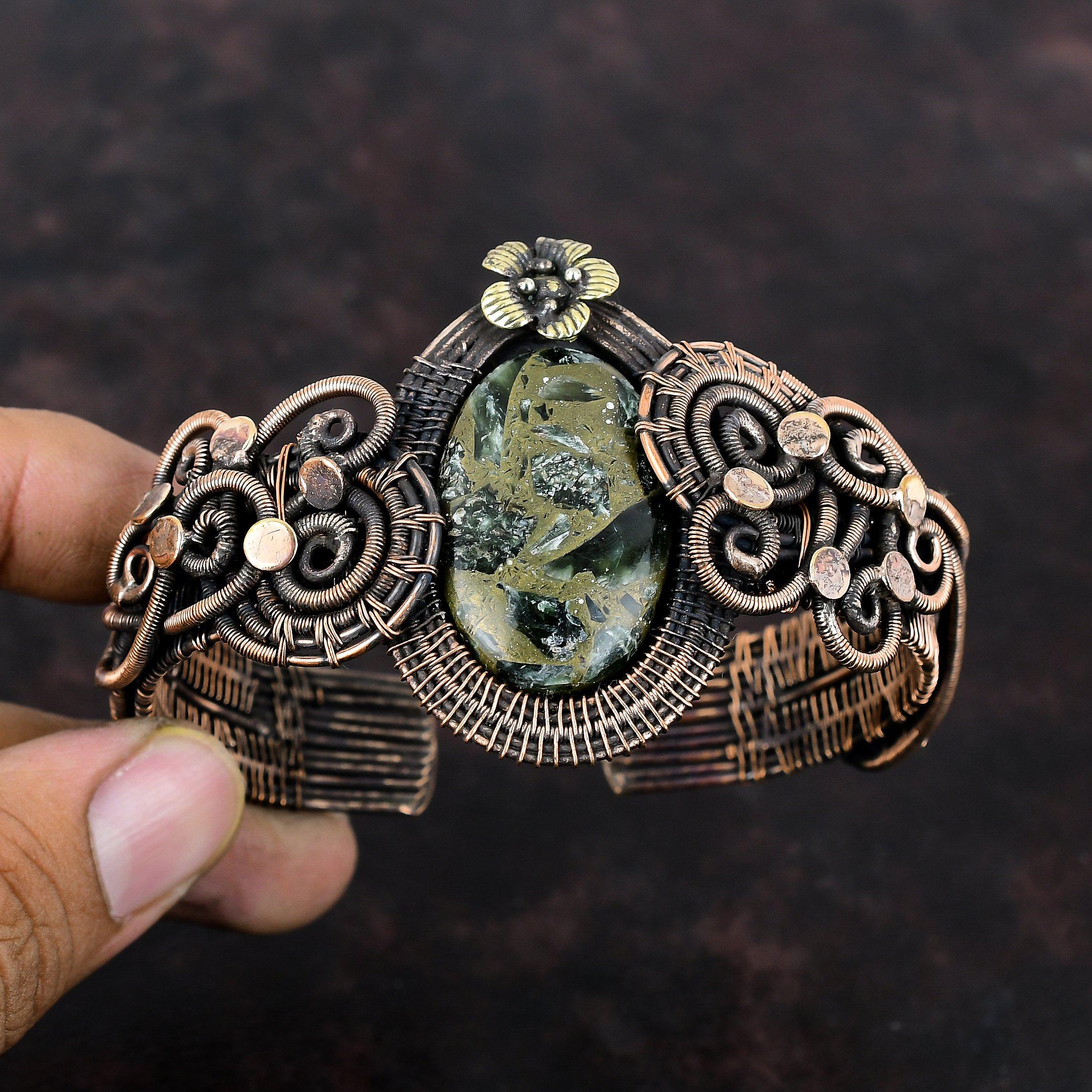 Медный браслет-манжета с серафинитом, браслет из медной проволоки, цветочные украшения, регулируемый браслет-манжета, ювелирные изделия ручной работы из драгоценных камней, подарок для женщин