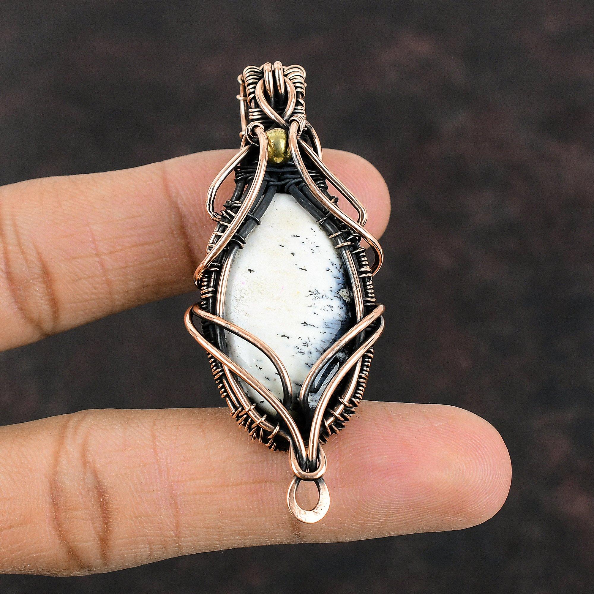 Кулон с дендритом и опалом, обернутый медной проволокой, кулон с дендритом и опалом, драгоценный камень, ювелирный подарок для друга, медные украшения ручной работы, кулон с камнем