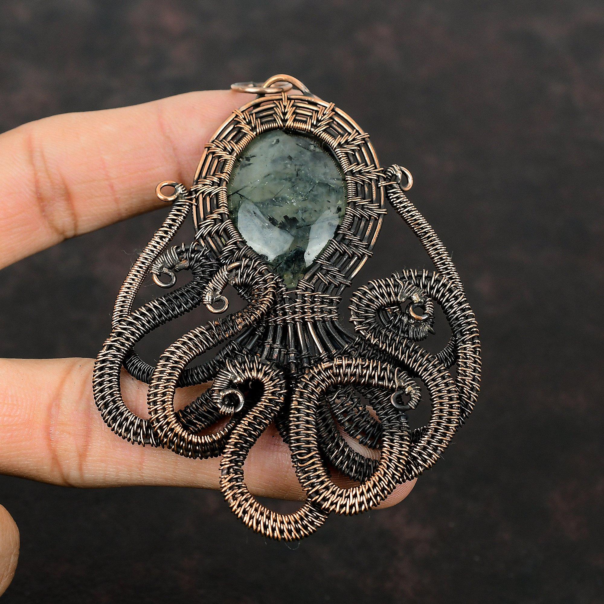 Подвеска из мха и пренита, обернутая медной проволокой, ювелирное изделие ручной работы, подвеска из драгоценных камней, обернутая медной проволокой, кулон в виде осьминога, ювелирное изделие в подарок для нее