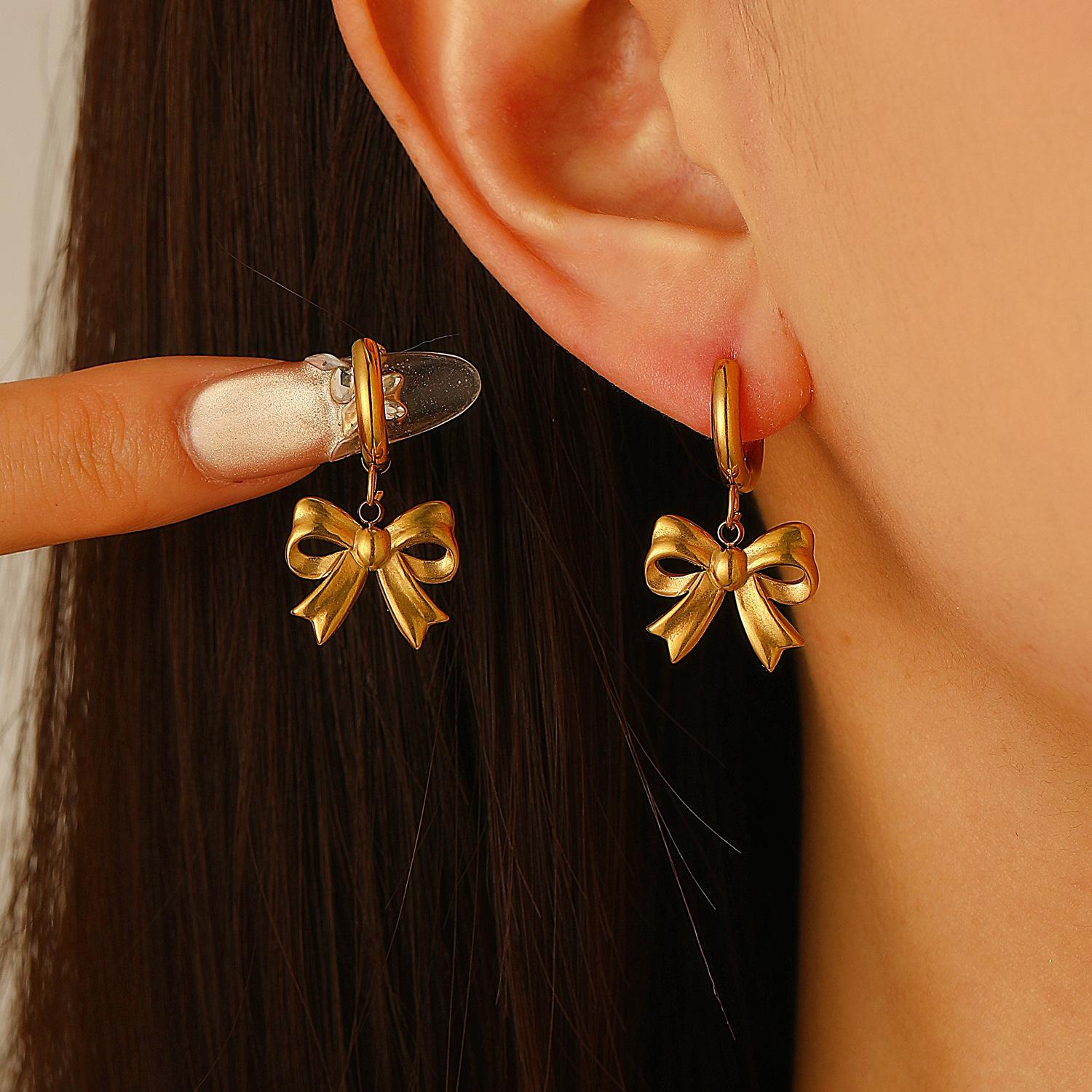 Серьги-клипсы с бантом из нержавеющей стали в стиле легкой роскоши для женщин