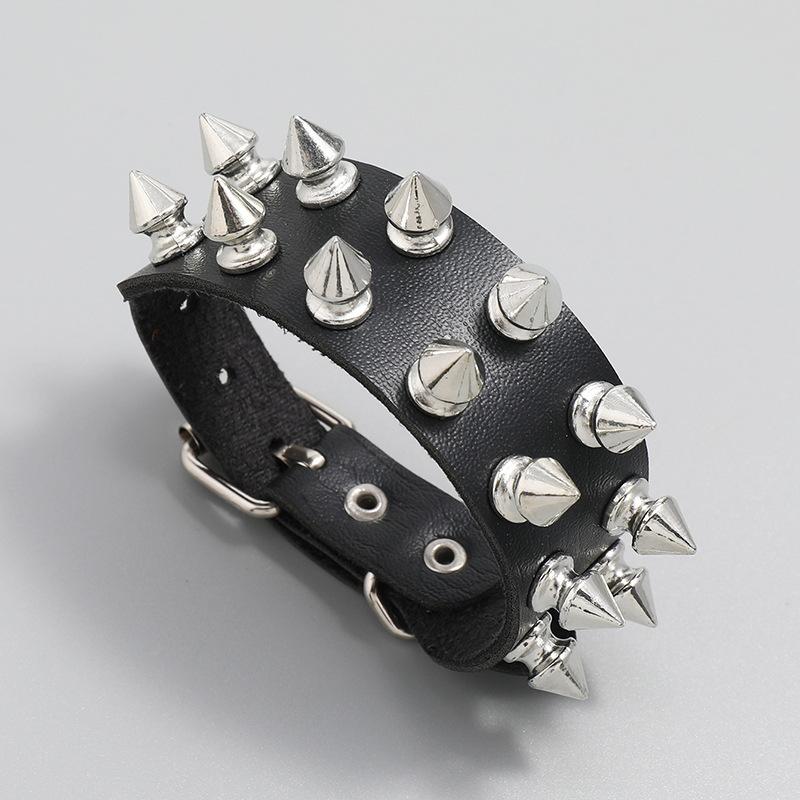European and American Punk Style 2 Row Spiked Leather Bracelet Personality Trend Rock Men's Bracelet Bracelet