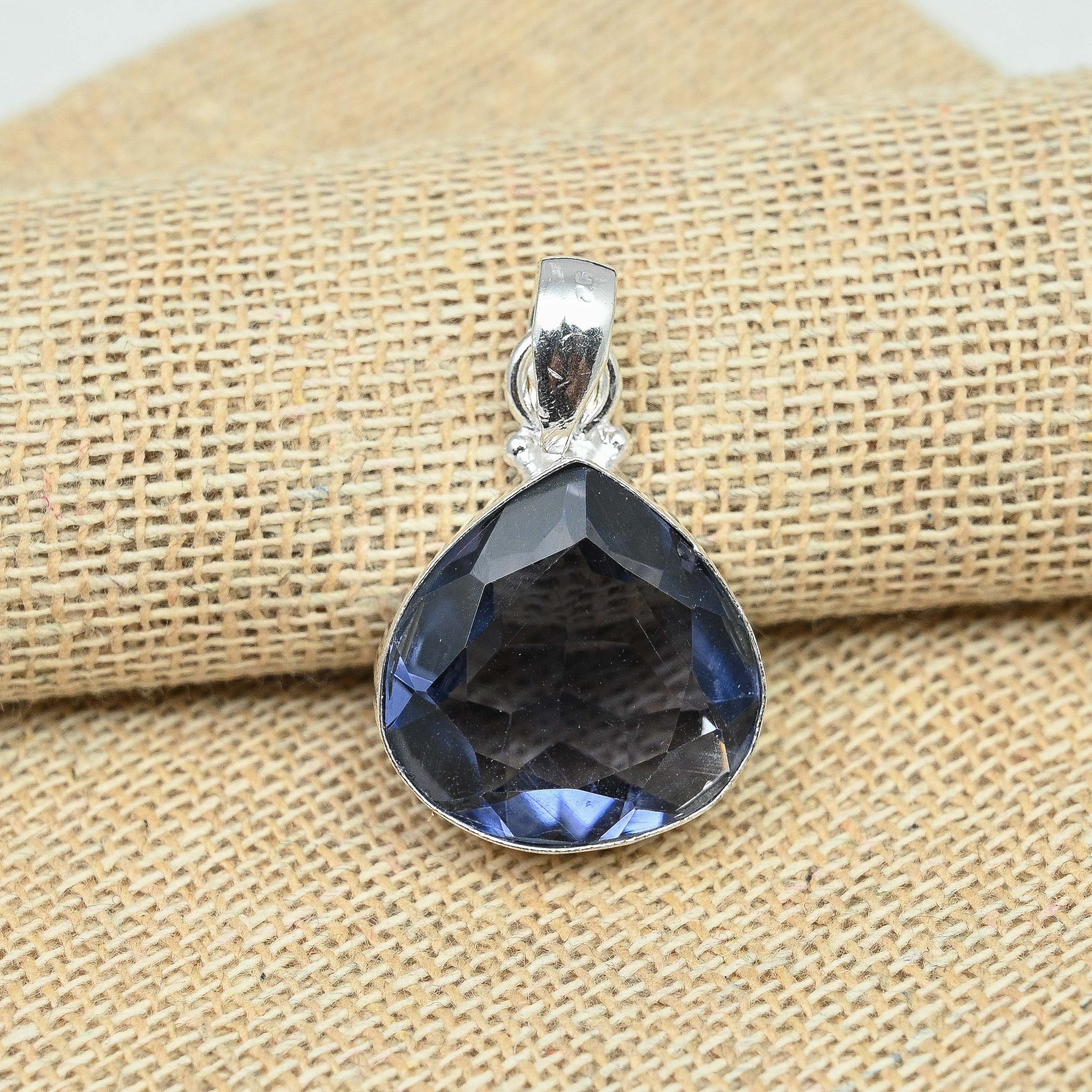 Beautiful Tanzanite Gemstone 925 Sterling Silver Pendant Handmade Jewelry Gift For Women