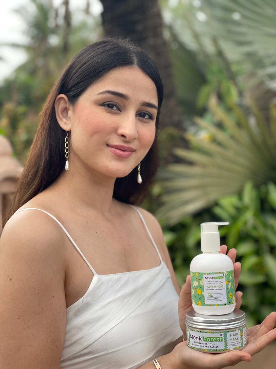 Monk Forest Пенящийся шампунь против перхоти и контроля повреждений Green Apple Без сульфатов и парабенов