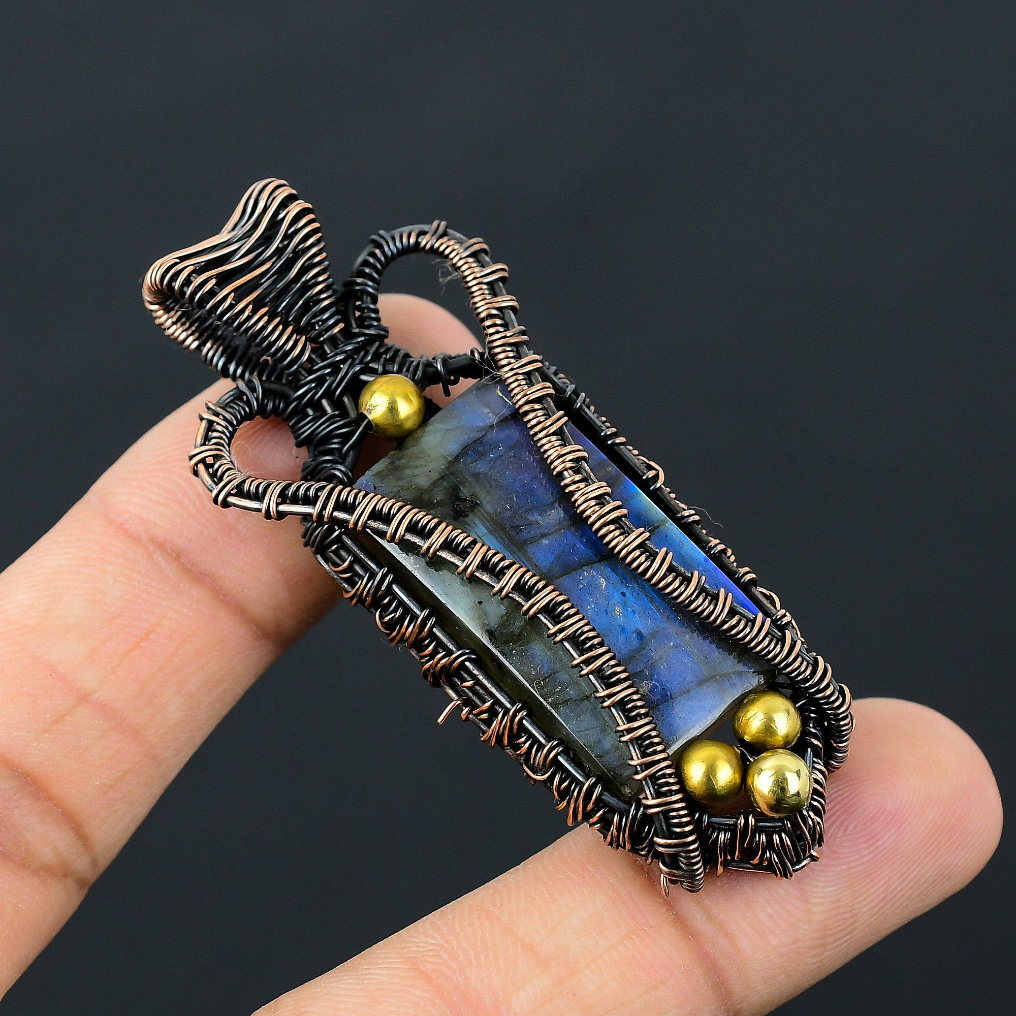 Лабрадорит Драгоценный камень Чистая медная проволока Обернутая ювелирная подвеска ручной работы