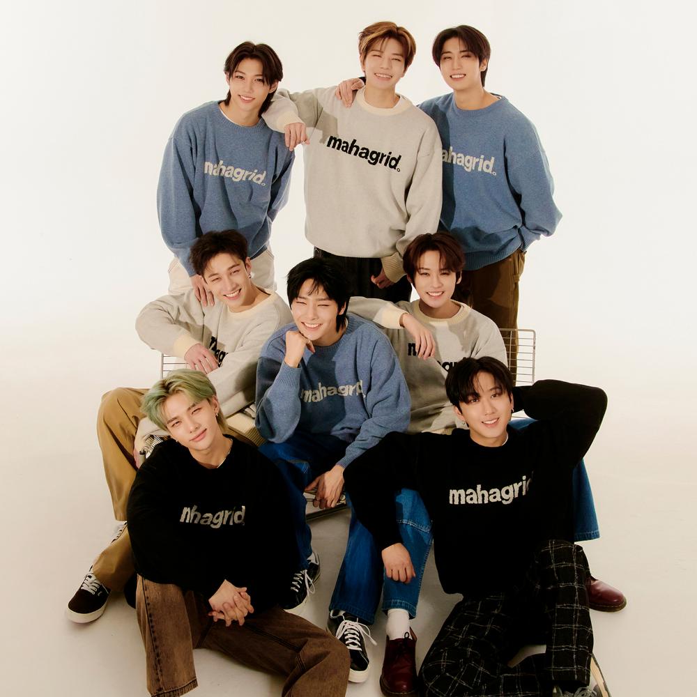 Stray Kids Коллаборация Stray Kids и Mahagrid, розовый свитшот Don't Panic Pigment (Подарочная Фотокарта Ломо)