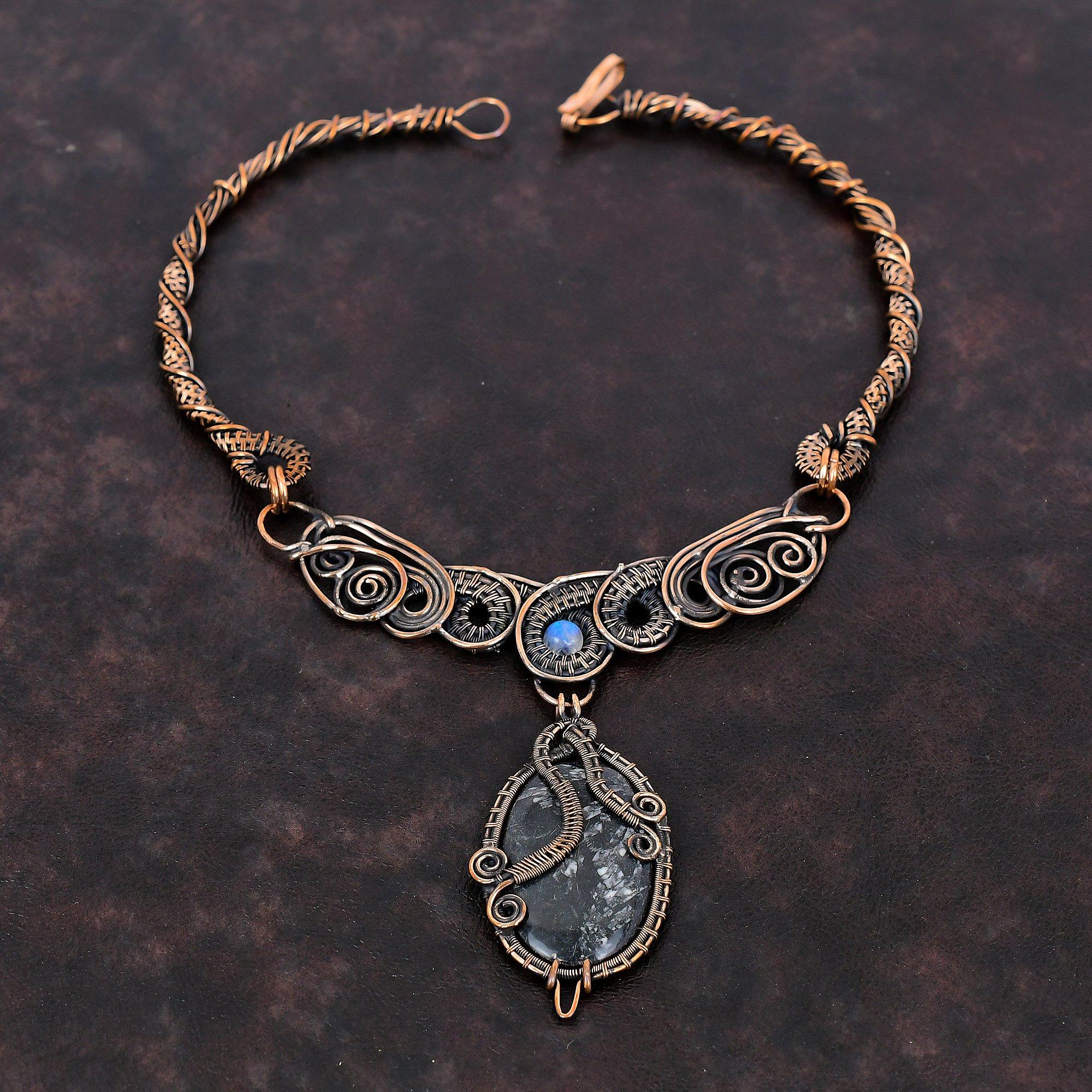 Ожерелье с хризантемой, медная проволока, ожерелье с лунным камнем, ожерелье с драгоценными камнями, хризантема, медные украшения, ожерелье ручной работы, подарок для мамы