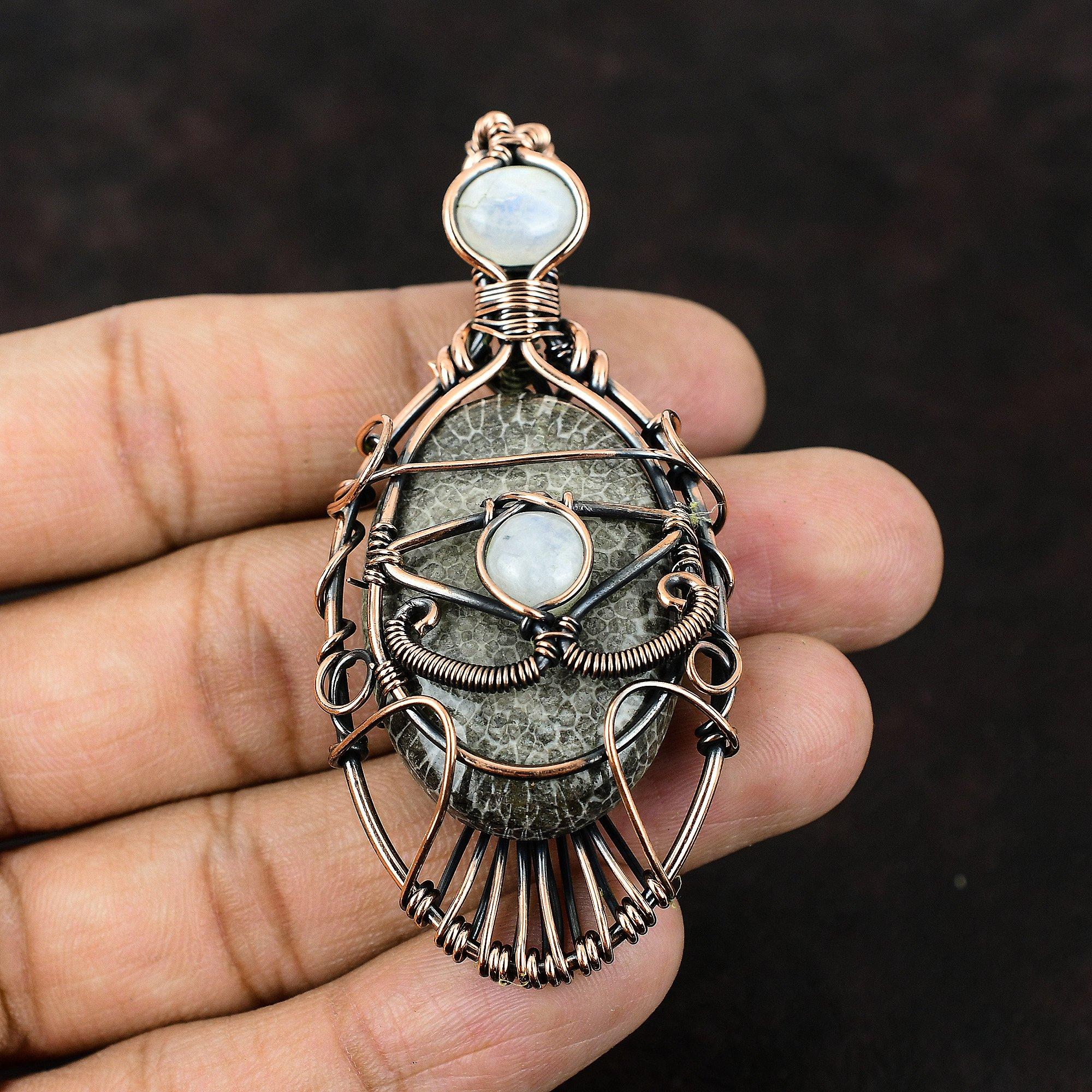 Подвеска из медной проволоки с коралловым скатом от сглаза, обернутая в драгоценный камень, дизайнерская бижутерия, подвеска из лунного камня от сглаза, ручная работа, женский кулон, подарок для него