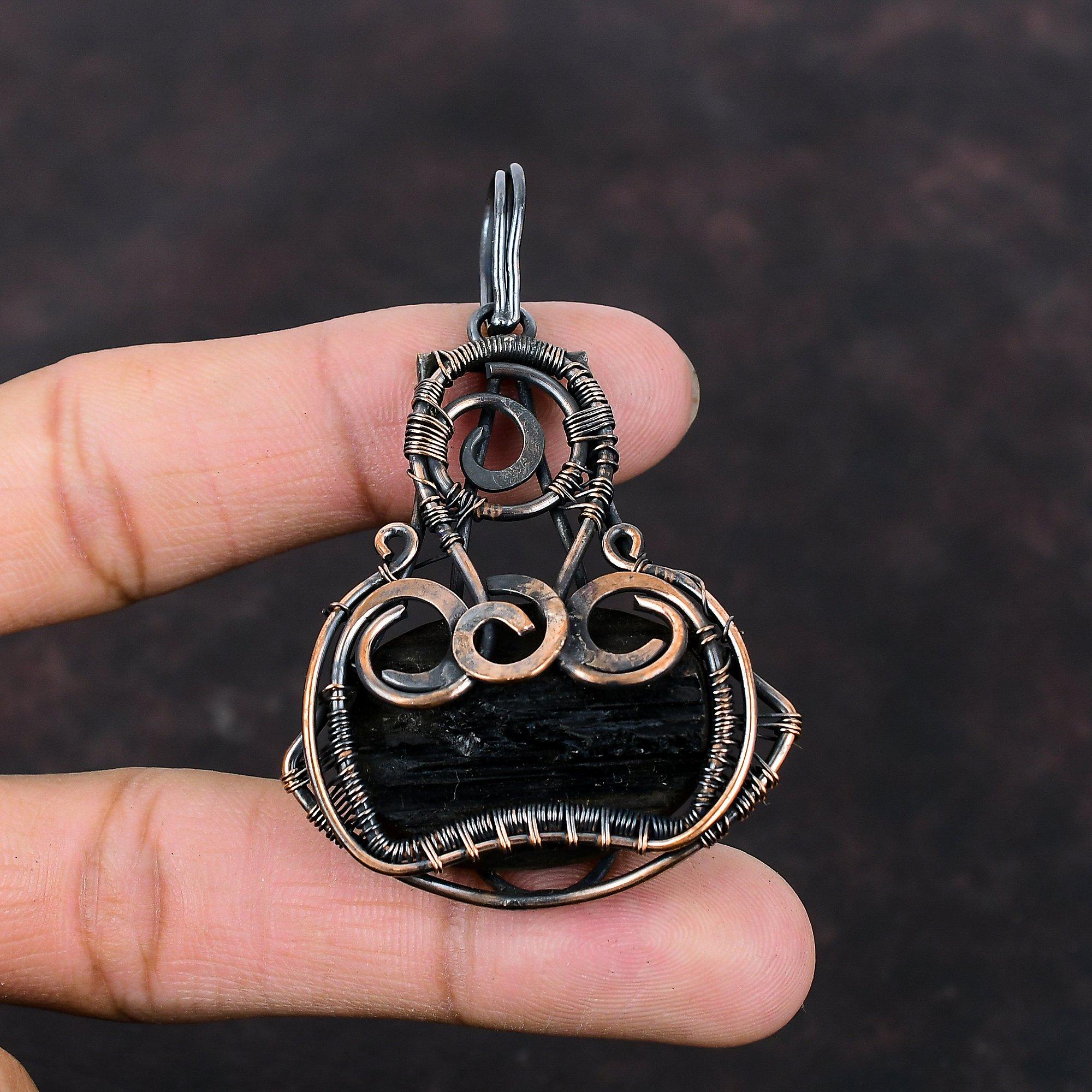 Грубый кулон с черным турмалином, кулон из медной проволоки, красивые медные украшения, кулон ручной работы, кулон из проволоки, ювелирное изделие из драгоценного камня, подарок для мамы