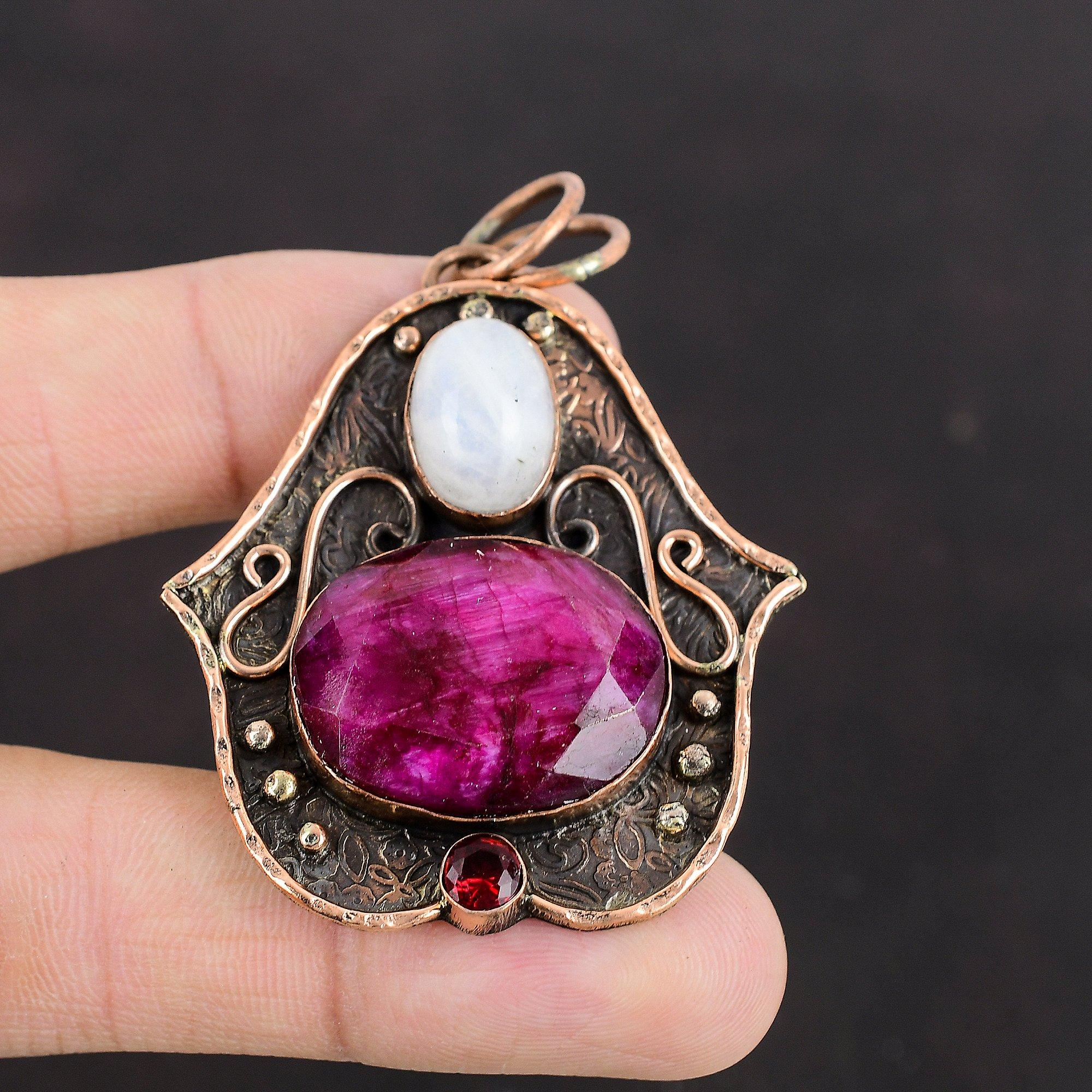 Кулон с ограненным кашмирским рубином, кулон с радужным лунным камнем, кулон с мозамбикским гранатом, медный кулон, красивое ювелирное изделие из драгоценных камней, кулон ручной работы
