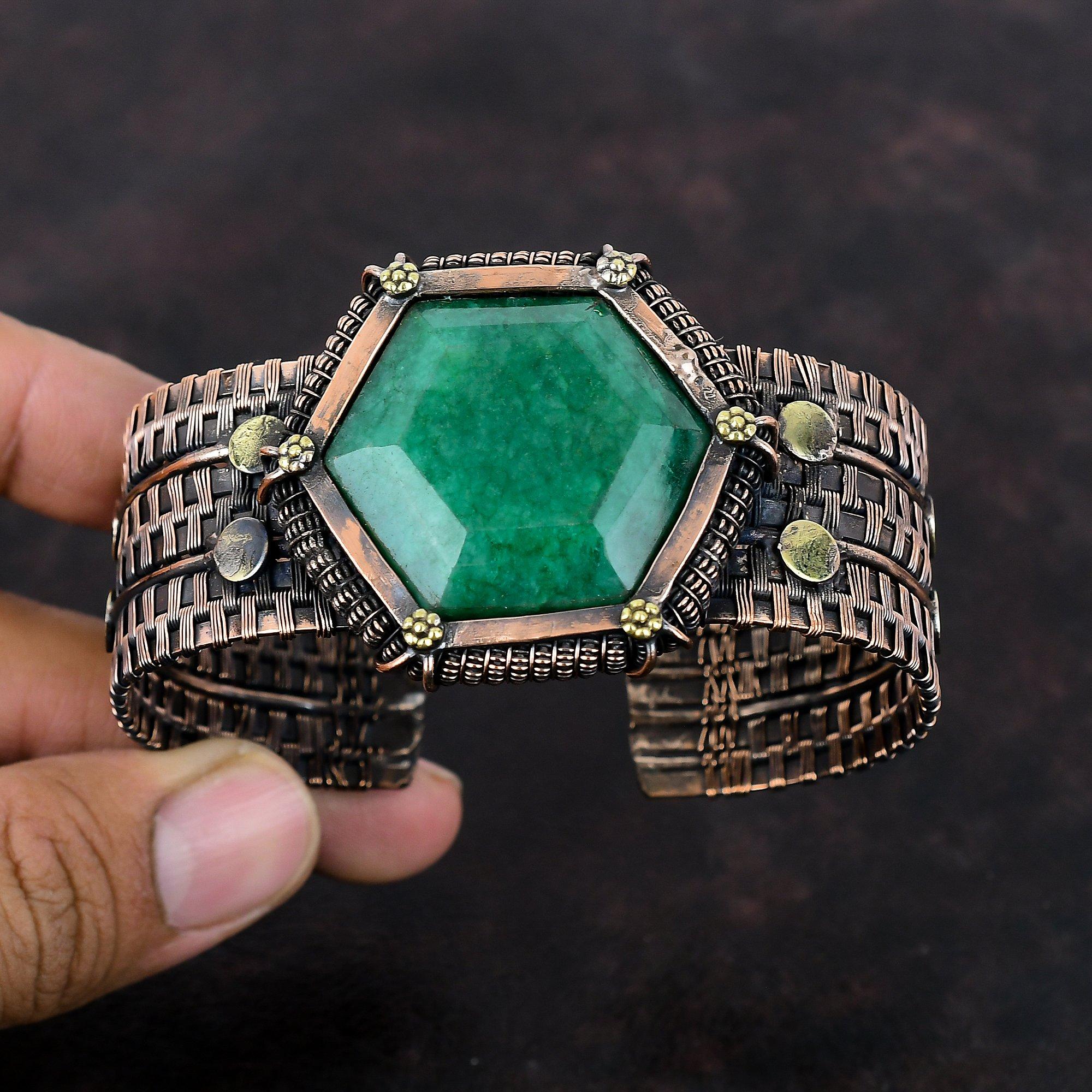 Браслет-манжета с граненым замбийским изумрудом, медная проволока, браслет-манжета, регулируемый браслет, браслет ручной работы, браслет из драгоценных камней, медная проволока, ювелирное изделие, подарок для нее