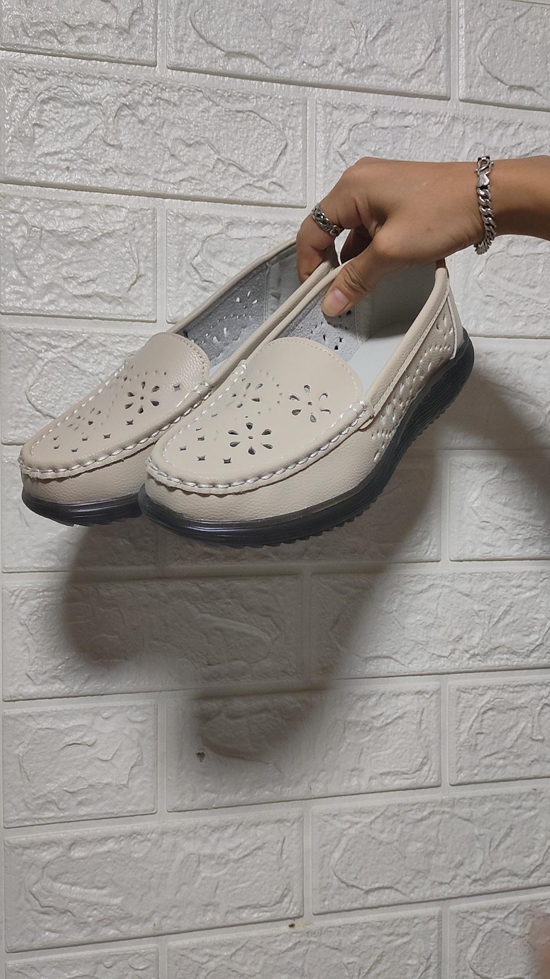 Women Moccasins Leather Driving Comfort Flats Casual Slip On White Nurse Walking Minimalist Summer Maternity Shoes