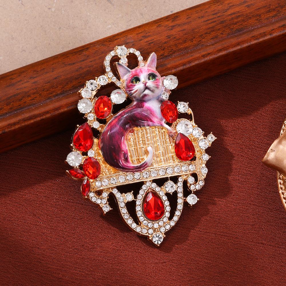 Значок кошка для женщин Унисекс Стразы Эмаль Животное Вечеринка Броши Рождественские подарки