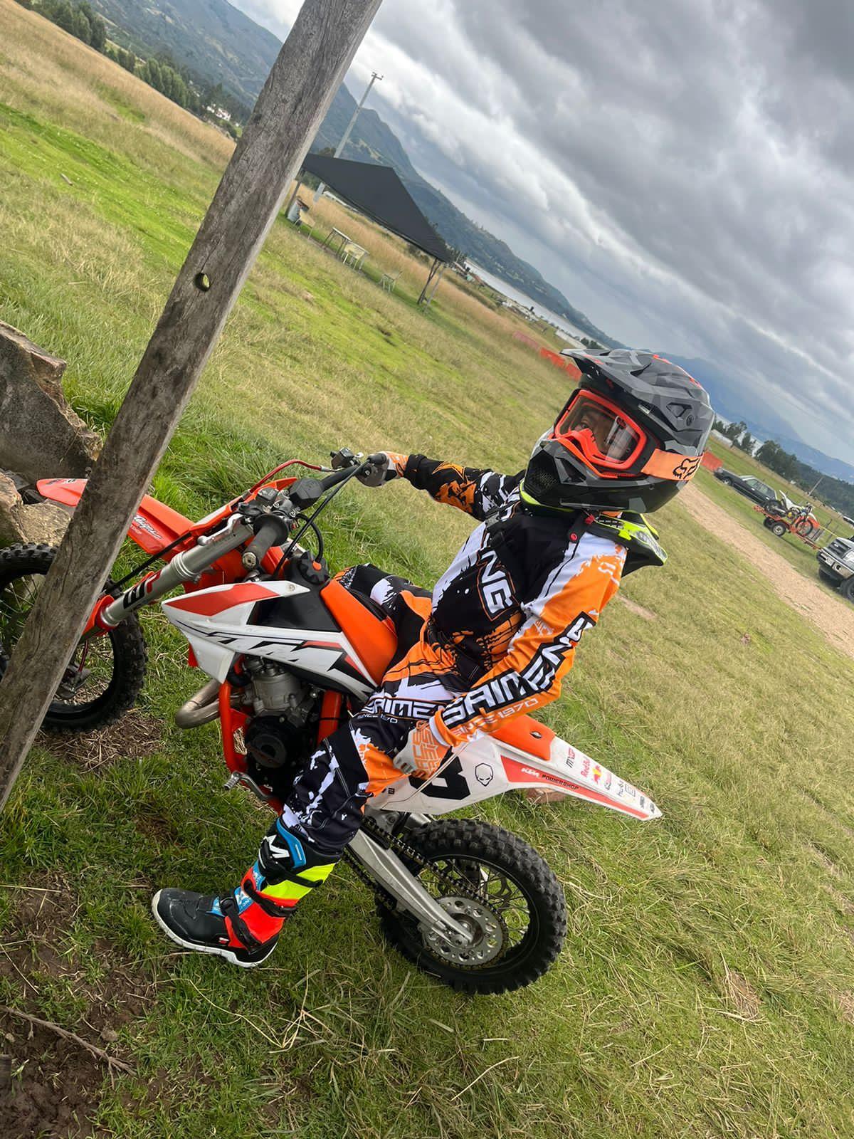 Motocross Gear Set for Kids 4 5 6 7 8 9 10 11 12 13 Years Youth Child Motorcycle Boy Girl Jersey Pant Kits Racing Suit Off-road Enduro MX MTB