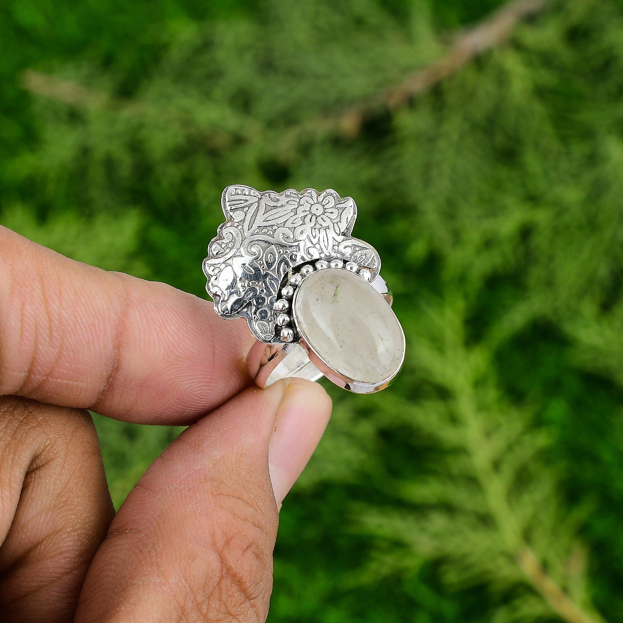 925 Silver Oval June Birth Moonstone Stone Ethnic Solitaire Bezel Ring Jewelry