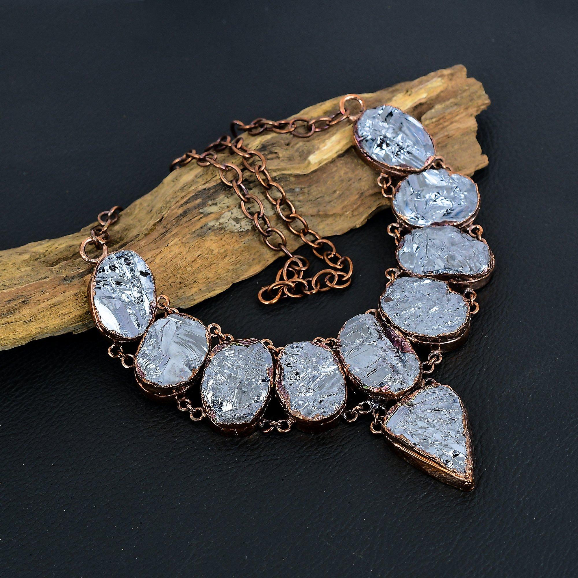 Ожерелье из грубого драгоценного камня из шунгита, великолепное ожерелье ручной работы для нее, медное гальваническое ожерелье, ювелирное изделие для женщин