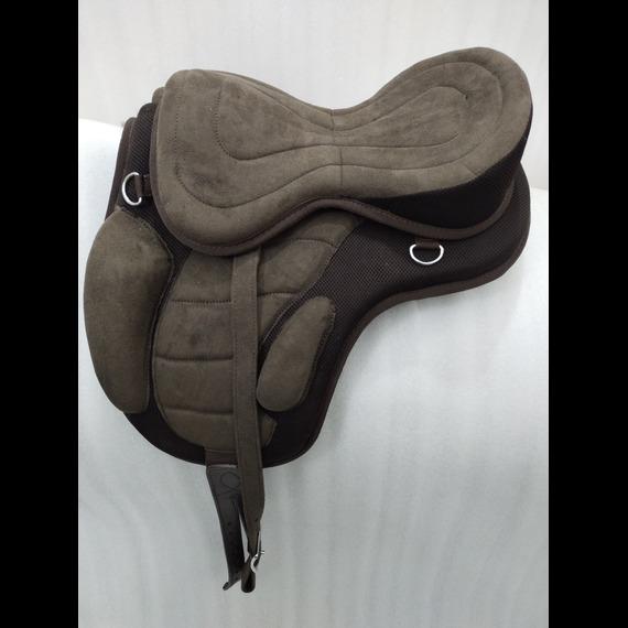 All Purpose Brown Treeless Horse Tack Saddle With Extra Pad + Girth, All Sizes For Horse.