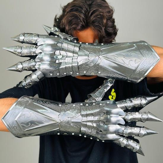 Nazgul Etching Gloves Set Medieval Knight Gauntlet Gloves Pair Best Halloween Costume Role Play Cosplay Gloves Best Gift Item
