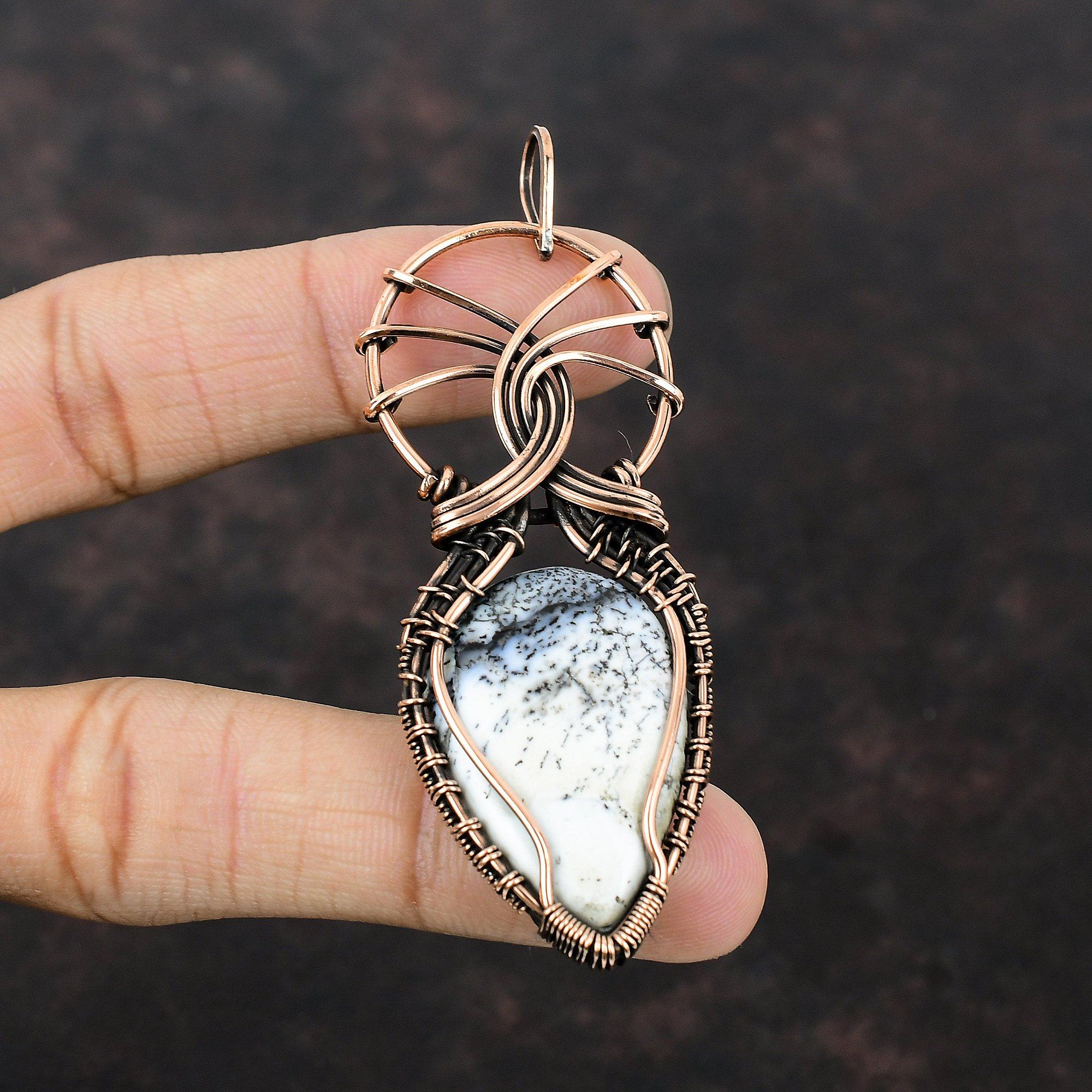 Подвеска из опала с дендритом, обернутая медной проволокой, изящная подвеска с драгоценными камнями, подвеска ручной работы, обернутая медной проволокой, уникальные подвески для подарка