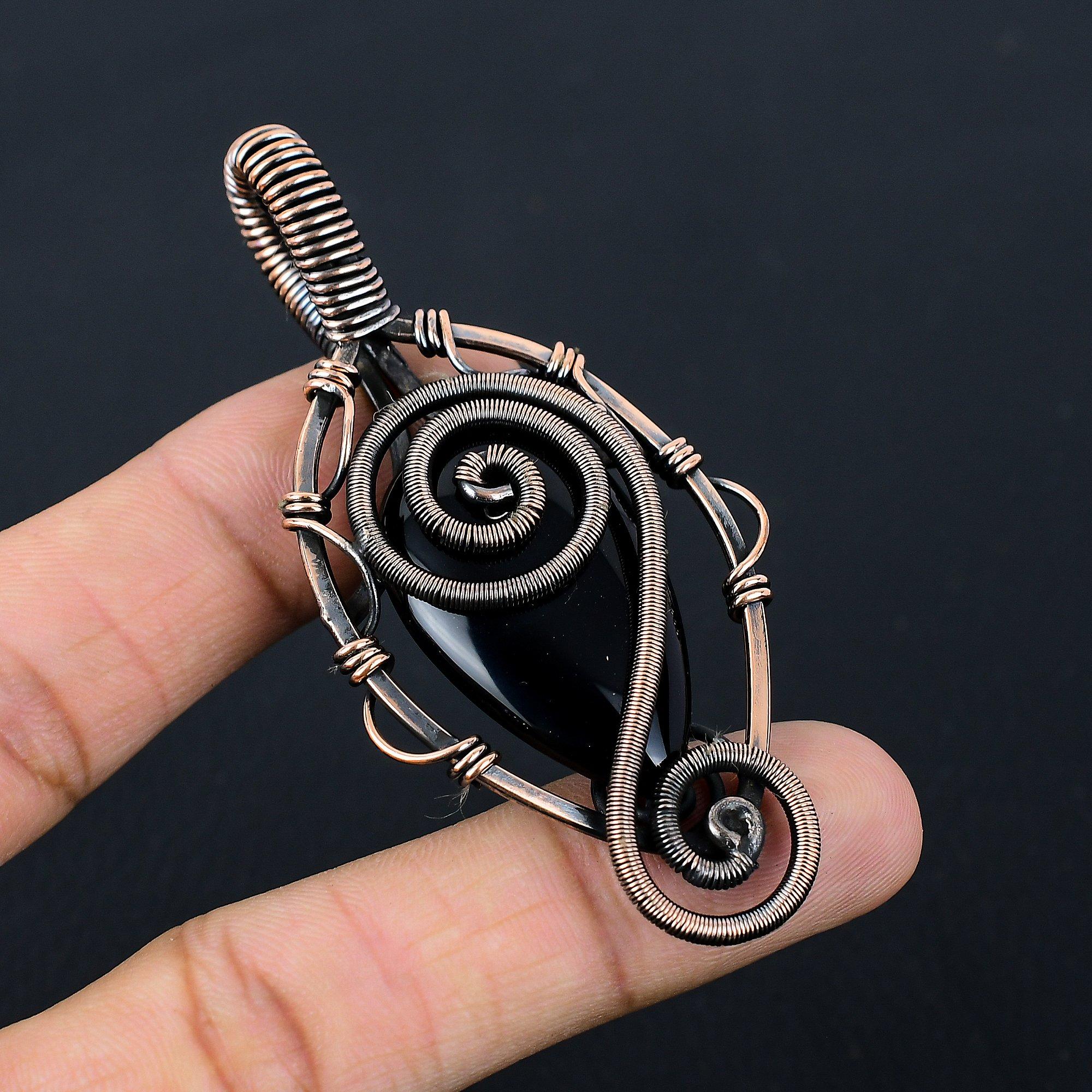 Кулон из черного оникса с драгоценным камнем из чистой медной проволоки, обернутый ювелирными изделиями ручной работы для новогоднего подарка