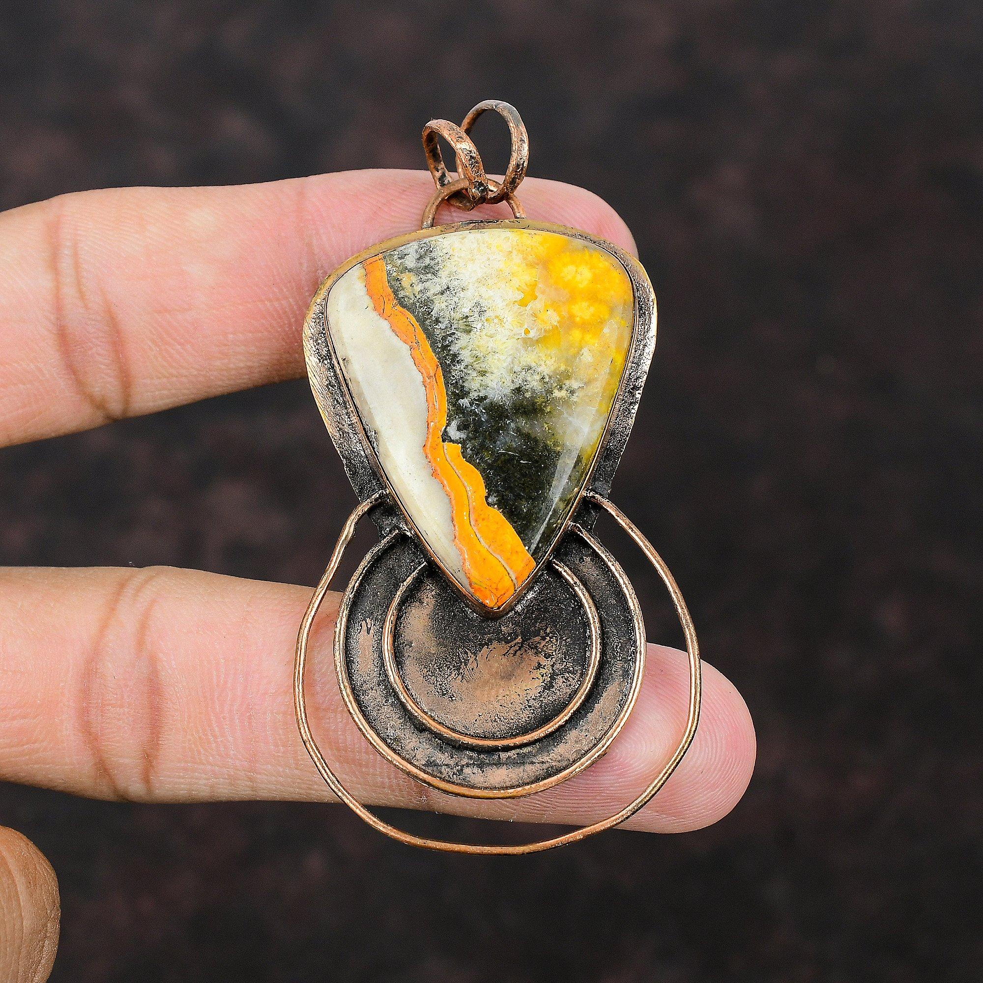 Подвеска из яшмы "Шмель" Медный кулон Подвеска из драгоценного камня Окисленная медь Ювелирные изделия Подвеска ручной работы Подвеска "Шмель" Ювелирные изделия из яшмы Подарок на помолвку