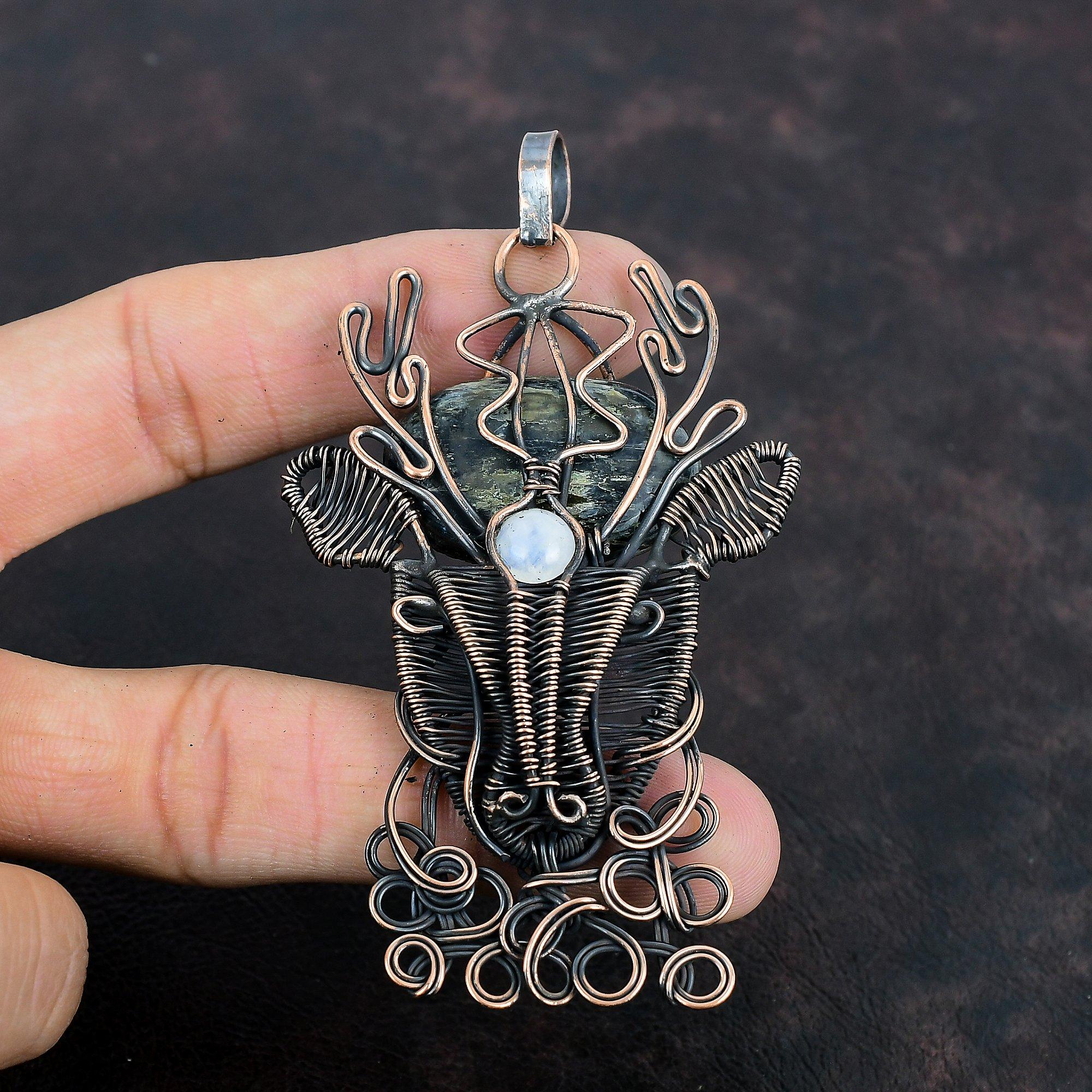 Подвеска из кианита, обмотанная медной проволокой, подвеска из радужного лунного камня, ювелирные изделия из драгоценных камней, подвеска в виде морды оленя, подвеска ручной работы, очень красивые медные украшения