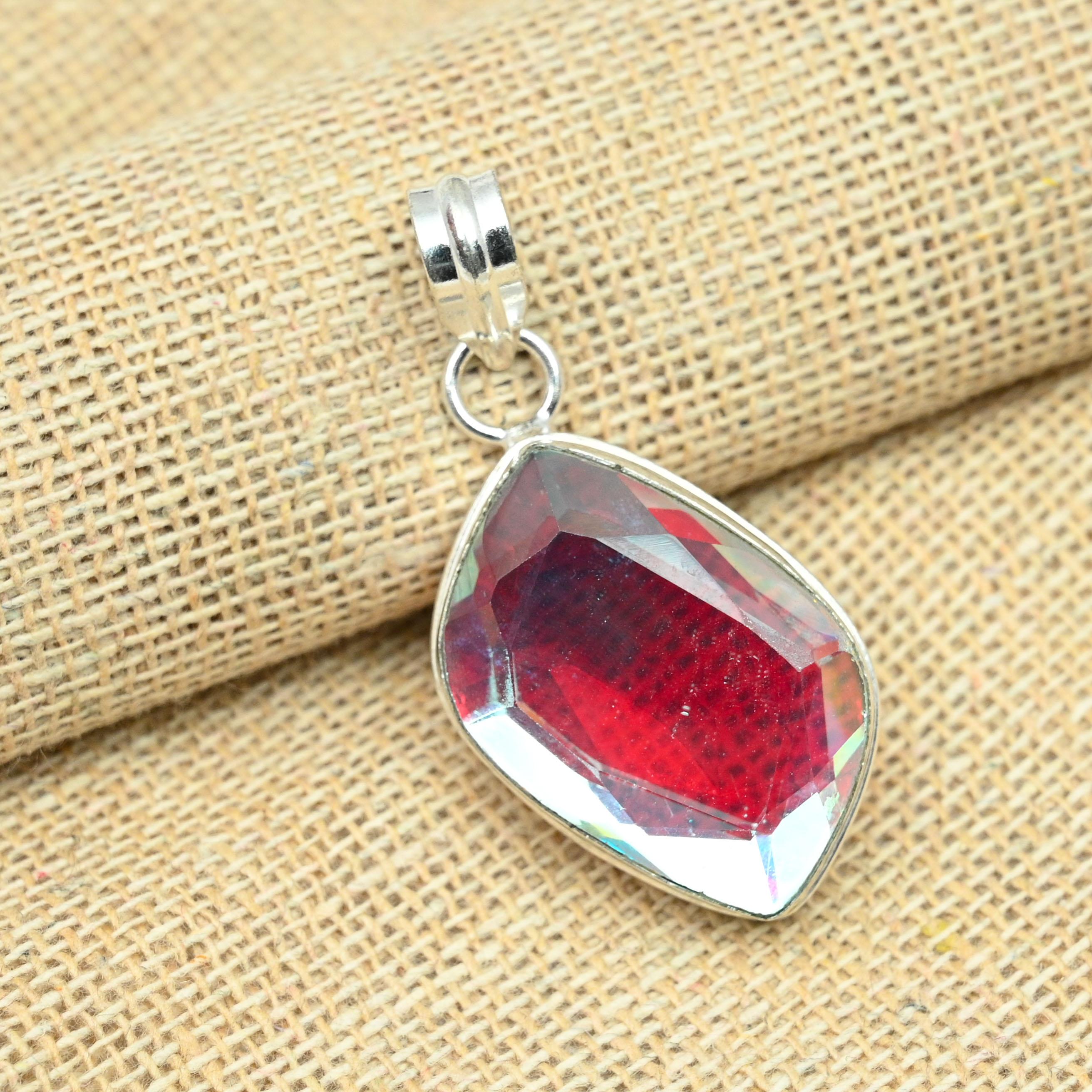 Lovely Rainbow Mystic Topaz Gemstone Solid 925 Silver Charming Necklace Pendant Jewelry