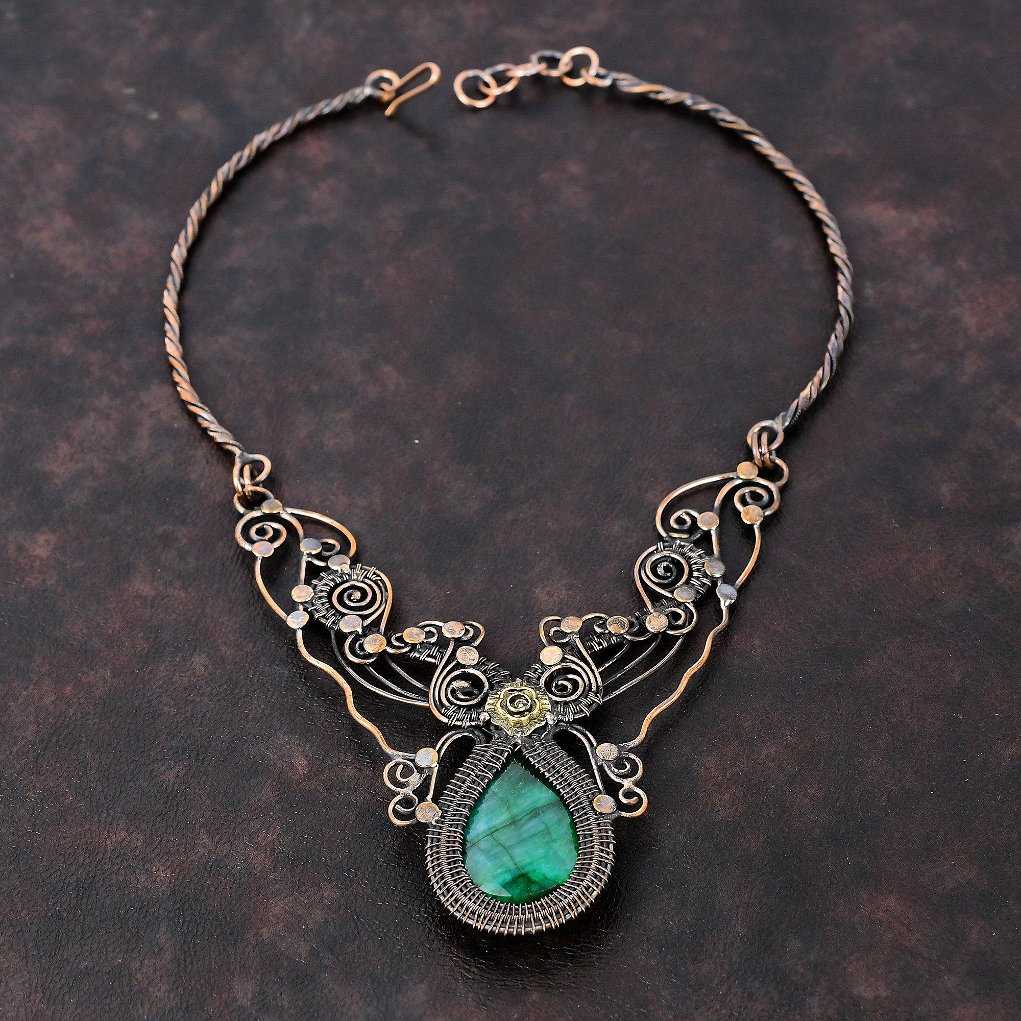 Ожерелье из ограненного замбийского изумруда, обернутое медной проволокой, ювелирные изделия из драгоценных камней, регулируемое ожерелье, обернутое вручную медной проволокой, подарок для матери