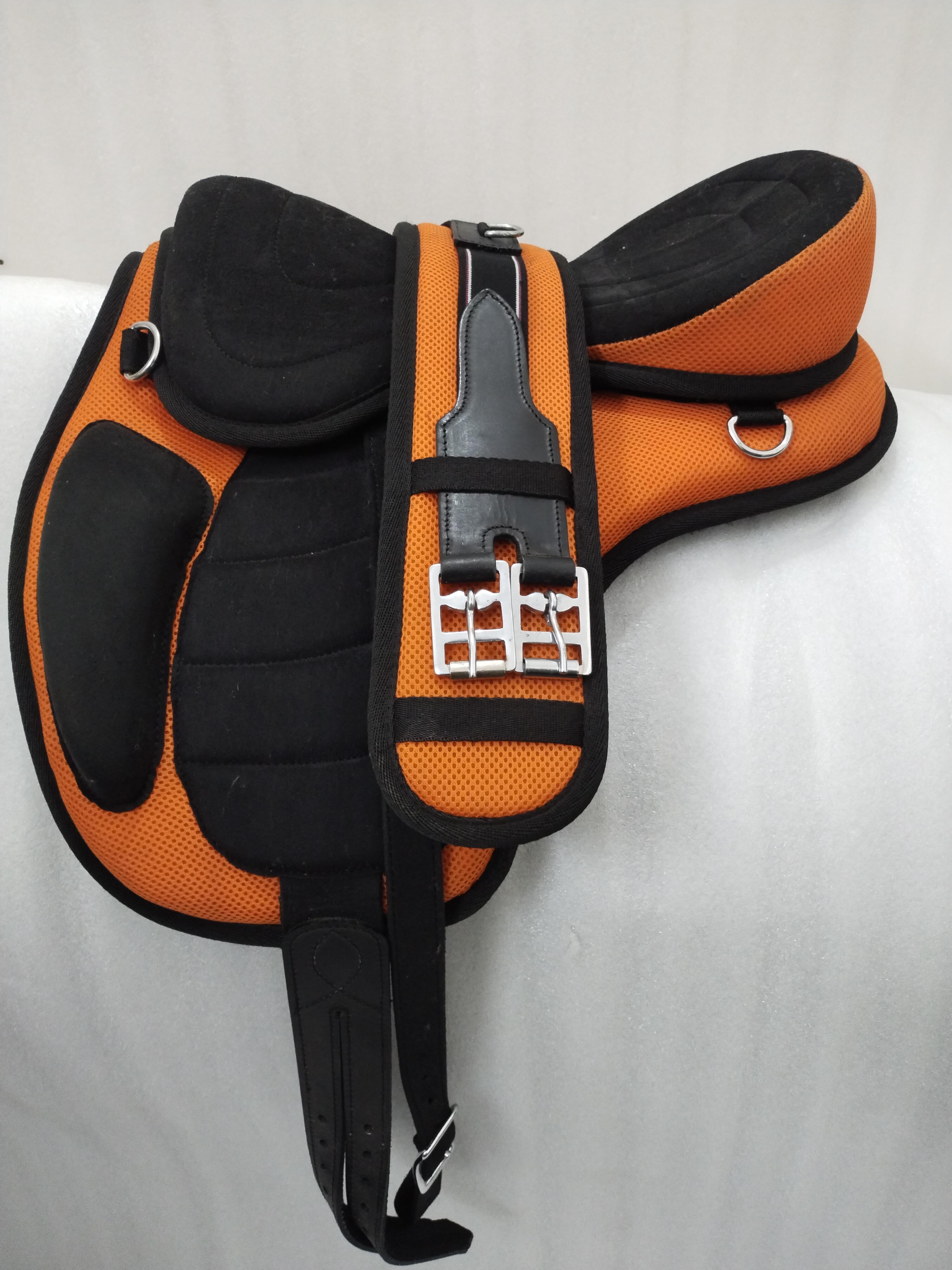 Оранжевое безленчиковое синтетическое седло для лошадей Freemax + подпруга, все размеры для лошадей