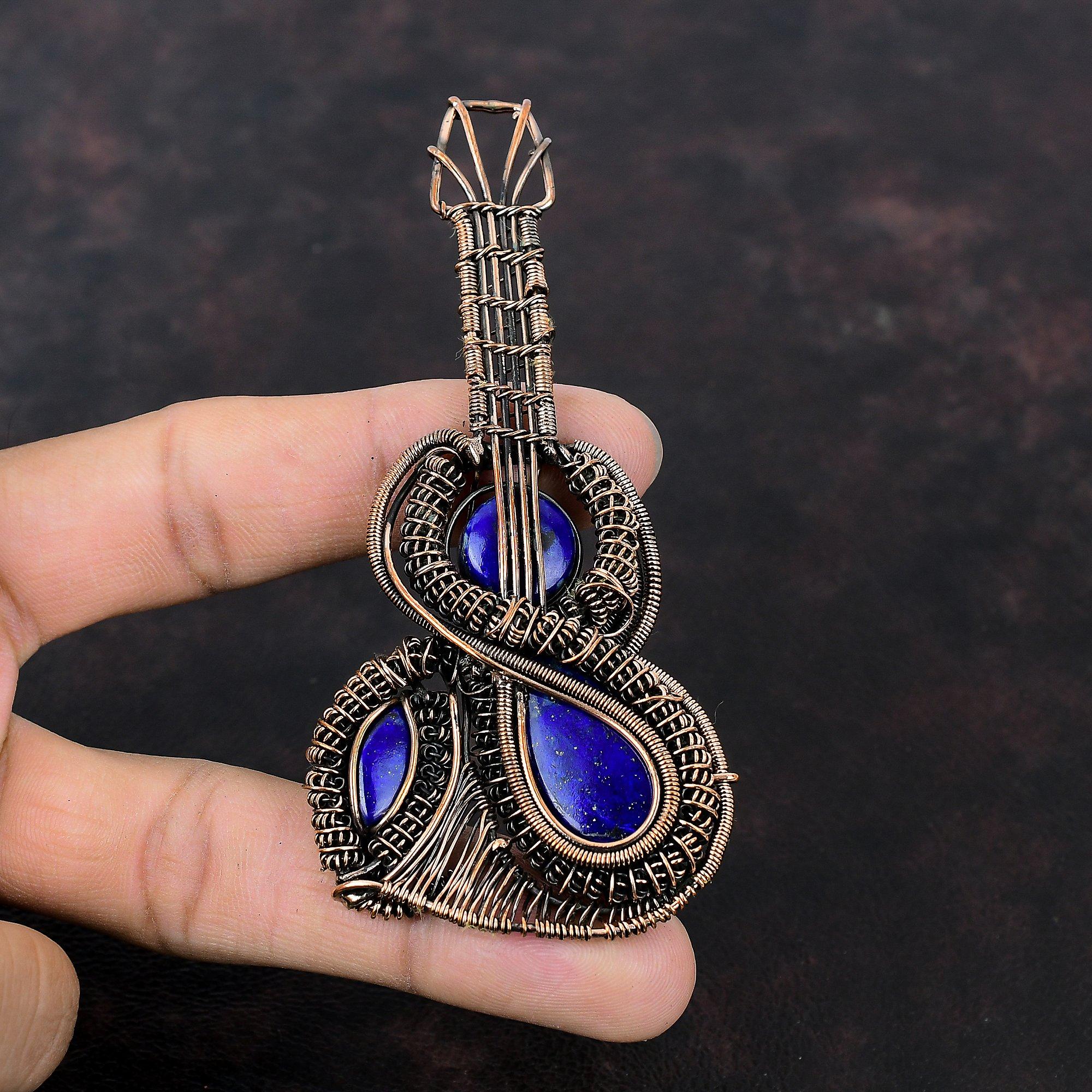 Подвеска из лазурита, подвеска из медной проволоки, ювелирное изделие ручной работы, подвеска в виде гитары, драгоценный камень, медное ювелирное изделие, подарок для мамы, уникальный дизайнерский кулон
