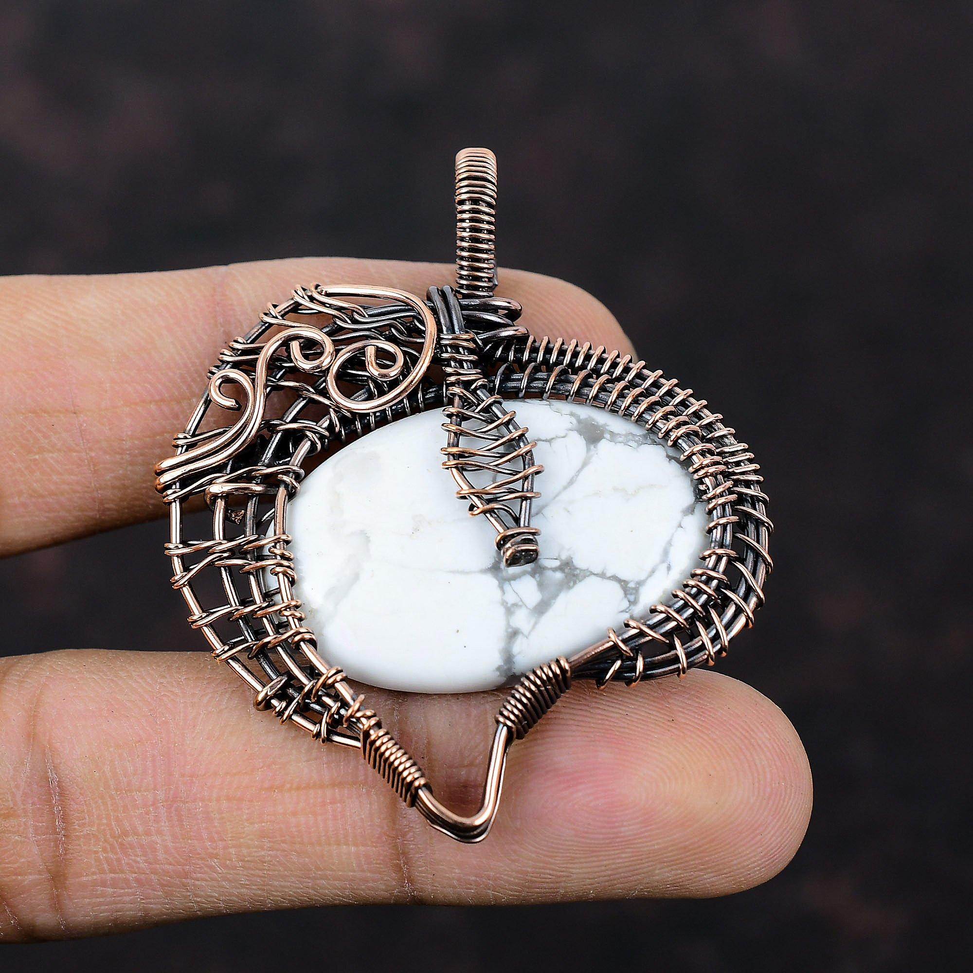 Подвеска из хаулита, обернутая медной проволокой, ювелирные изделия из драгоценных камней хаулита, кулон ручной работы из медной проволоки, подарок для матери, кулон с камнем по рождению