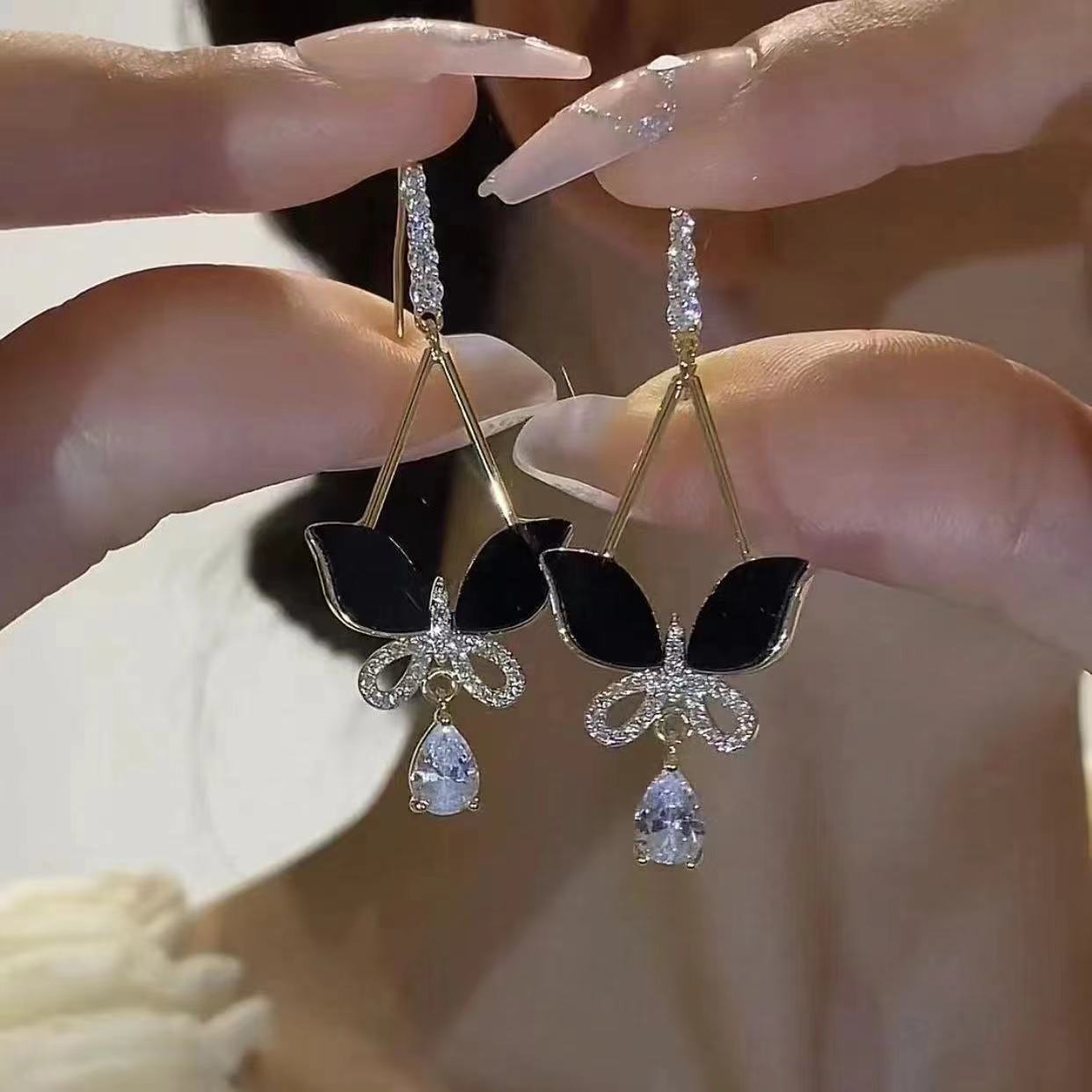 Серьги-подвески в виде бабочек Sweet Design для женщин