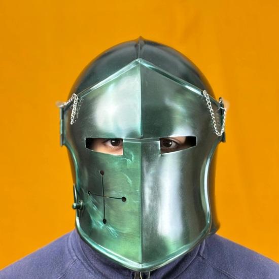 Green Barbuta Helmet Medieval Knight Armor 18g Mild Steel LARP Cosplay Warrior Helmet Visored for Halloween Collectors