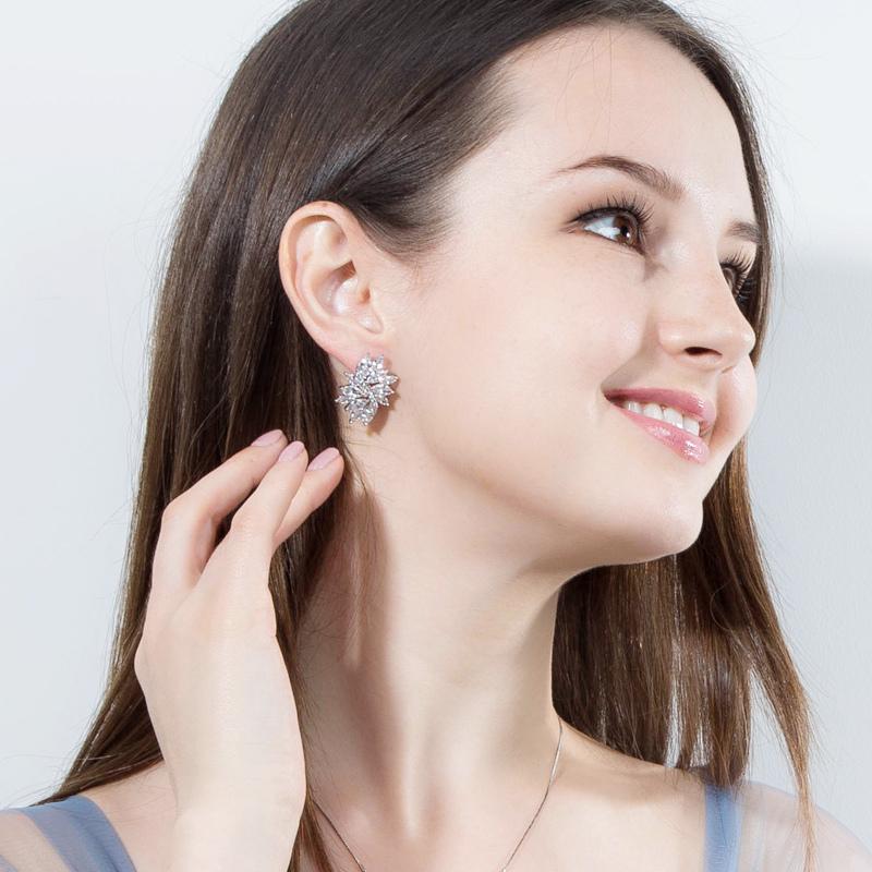 WWJ Leaf Ear Clips Wedding Stud Earrings for Brides