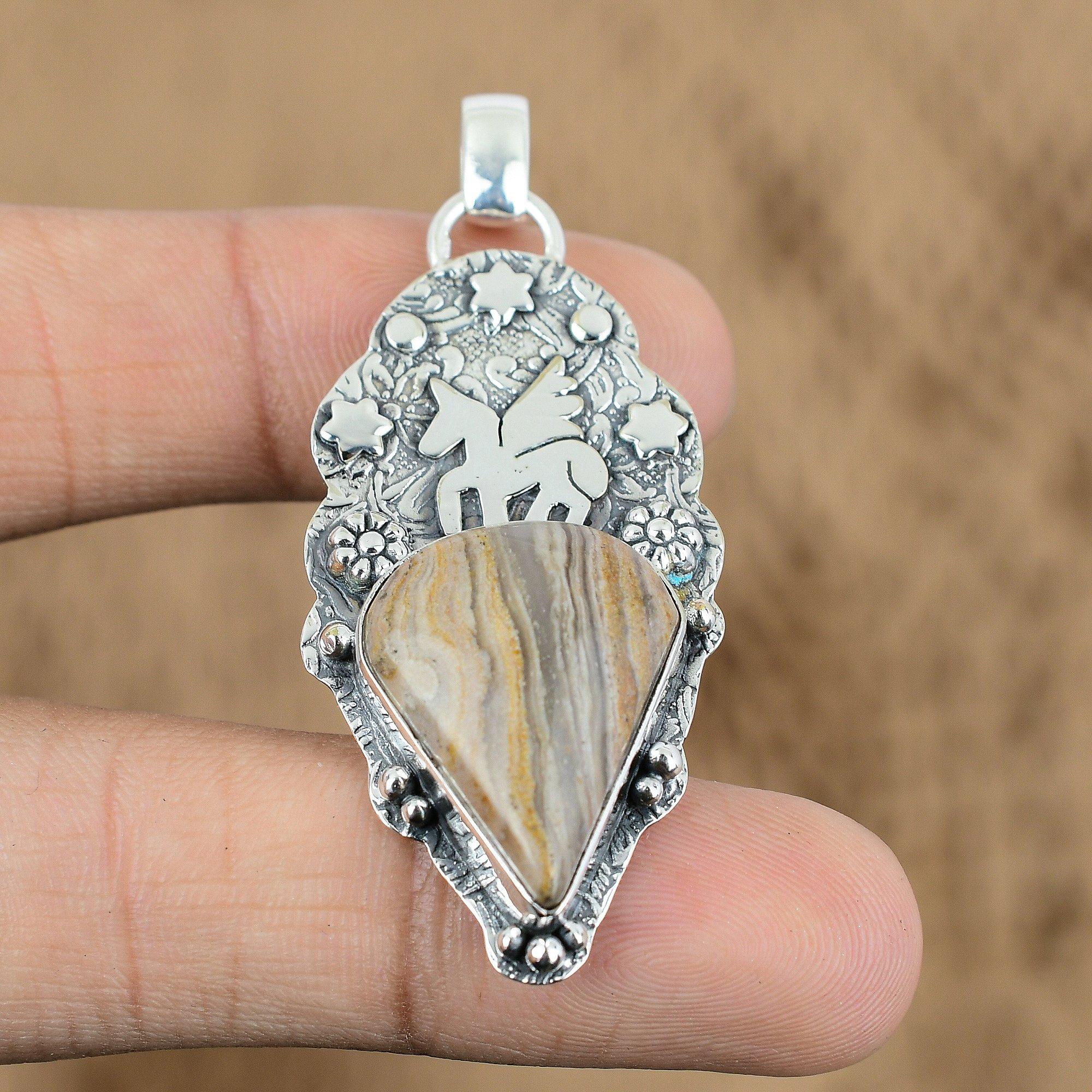 Подарок на день рождения для нее Натуральный кулон из агата «Сумасшедший кружевной» Единорог Серебро 925 пробы