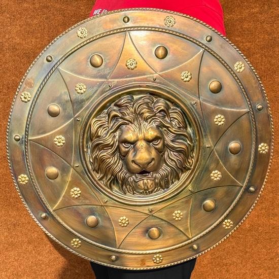 60,96 см Щит Рыцаря Льва Аутентичная Реплика Доспехов для LARP Косплей Готовый к Бою Демонстрационный Щит Идея Подарка на Хэллоуин Рождество