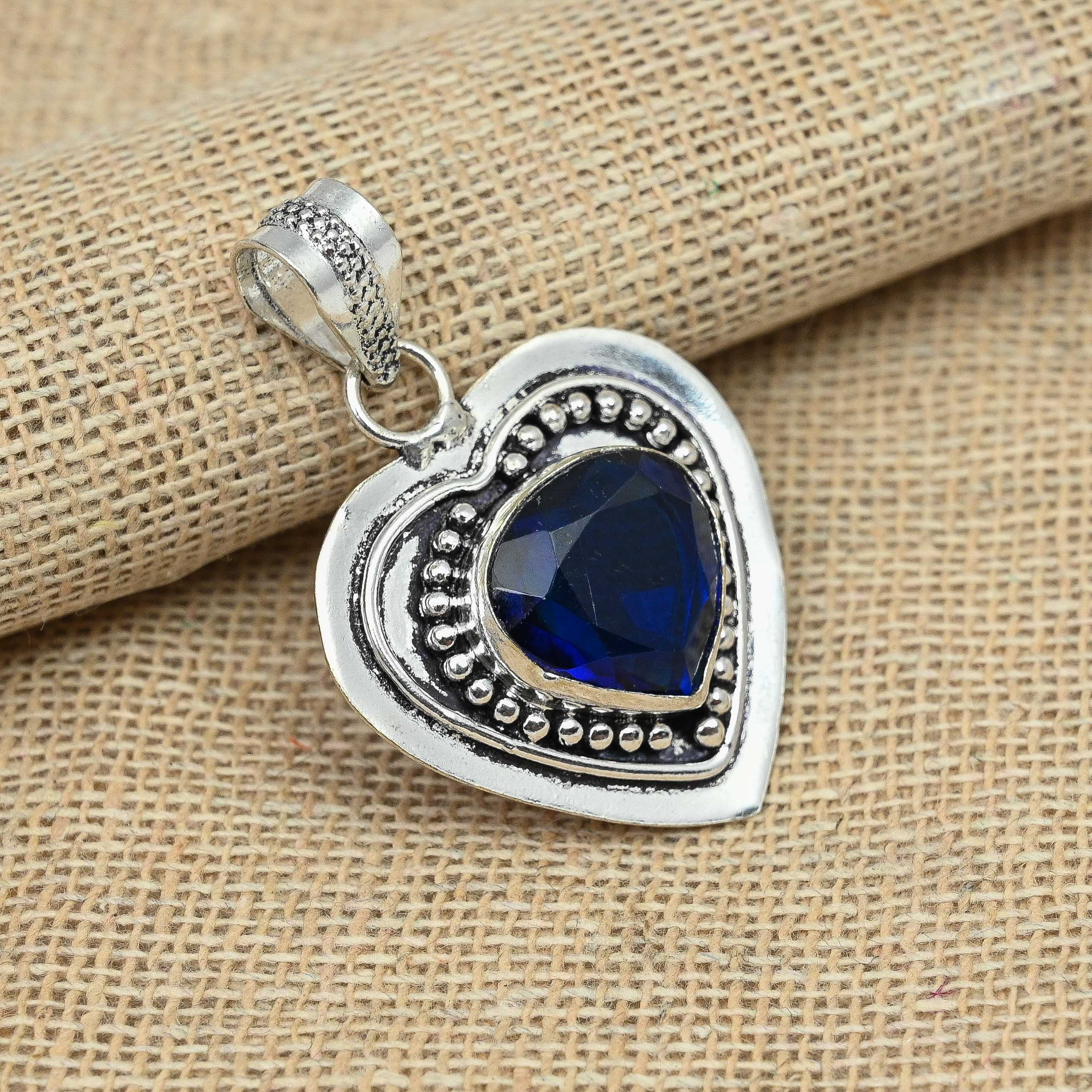 Твердое серебро 925 пробы Красивый синий сапфир Лабораторный кулон Ювелирные изделия ручной работы
